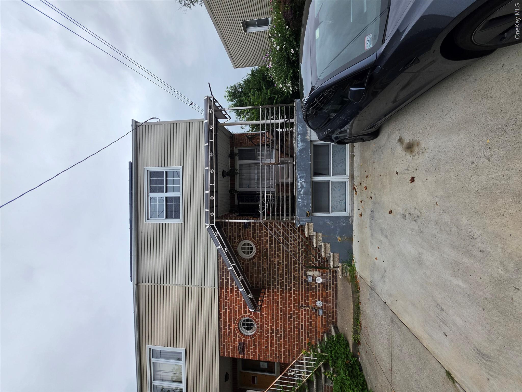 2570 Pearsall Avenue, Bronx NY 10469
