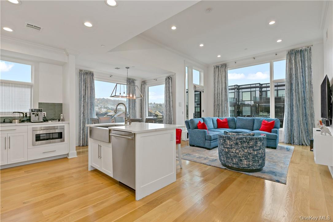 45 Hudson View Way Unit 400, Tarrytown NY 10591