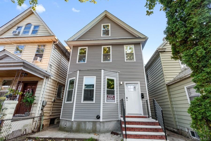 10418 89th Avenue, Richmond Hill NY 11418