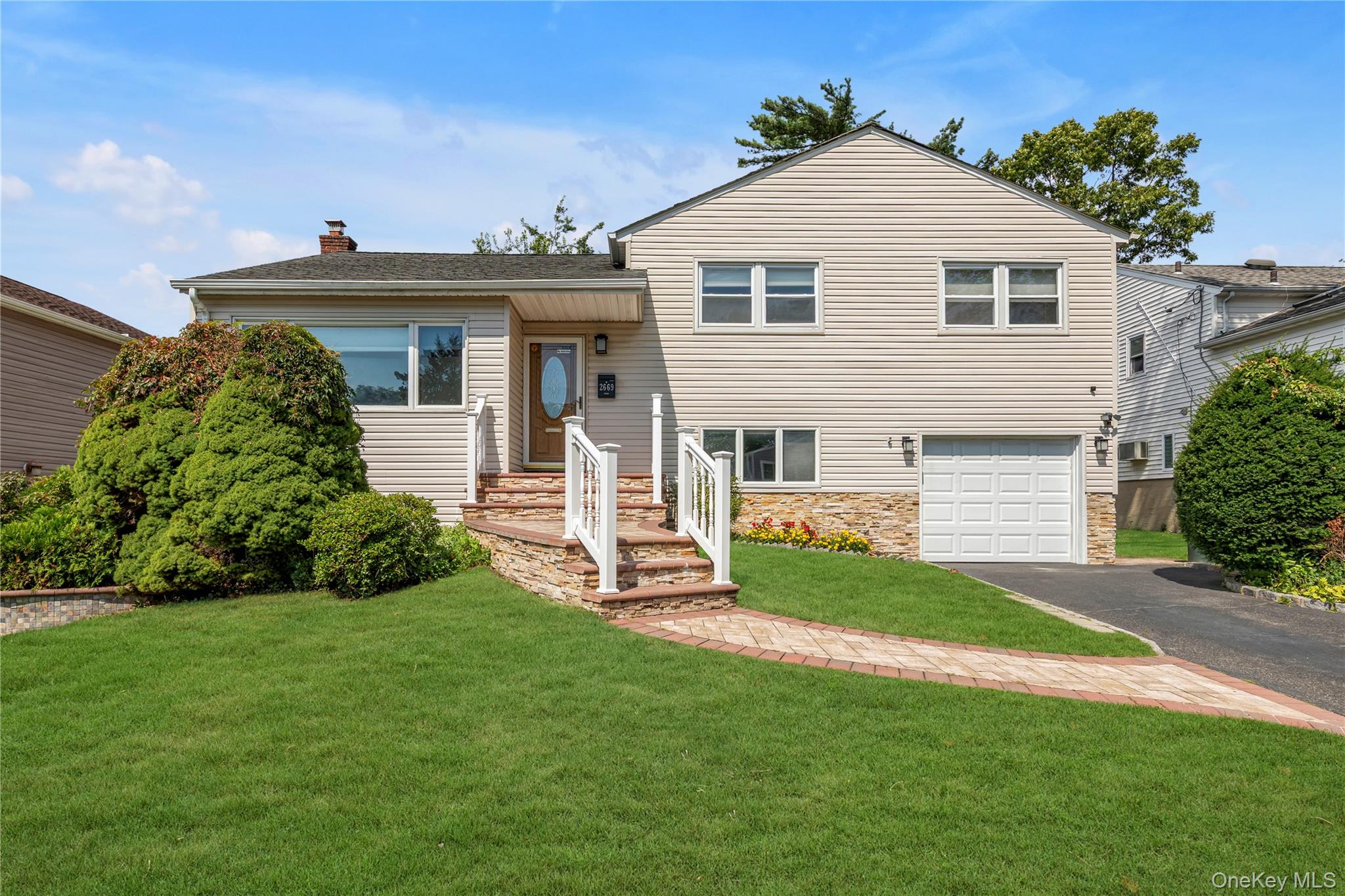 2669 Grayson Drive, East Meadow NY 11554