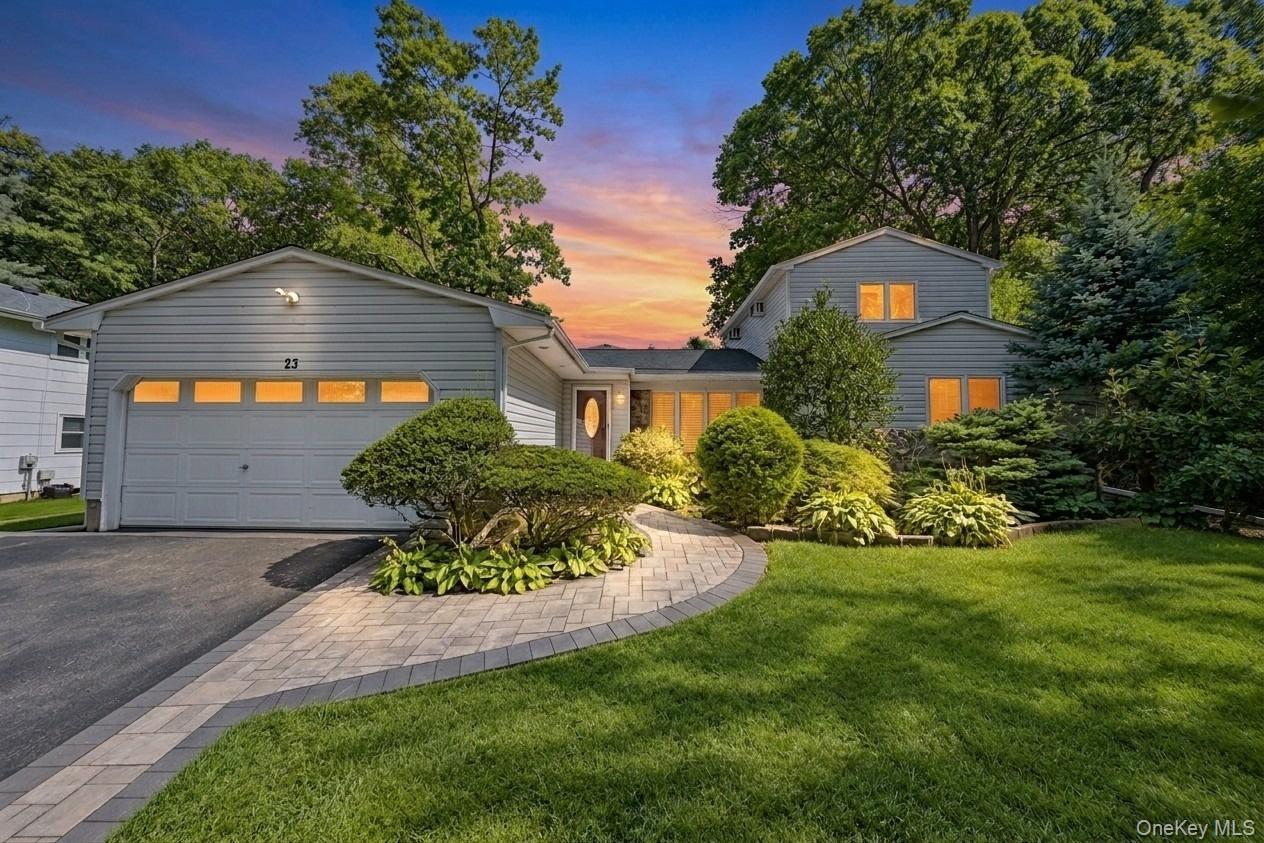 23 Pimlico Drive, Commack NY 11725