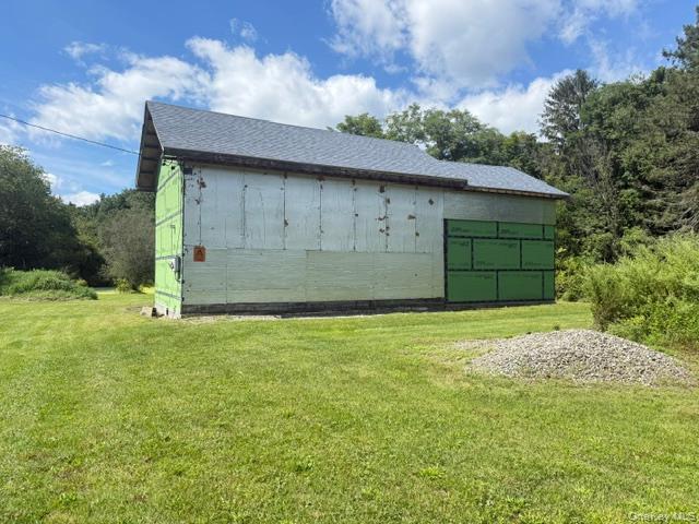 595 N Quaker Lane, Hyde Park NY 12538
