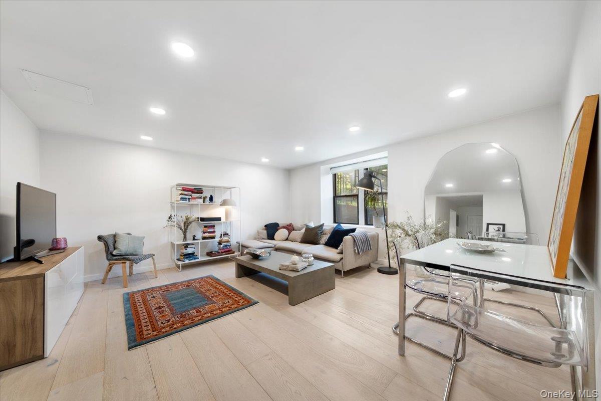 30 Windsor Terrace Unit AA1, White Plains NY 10601
