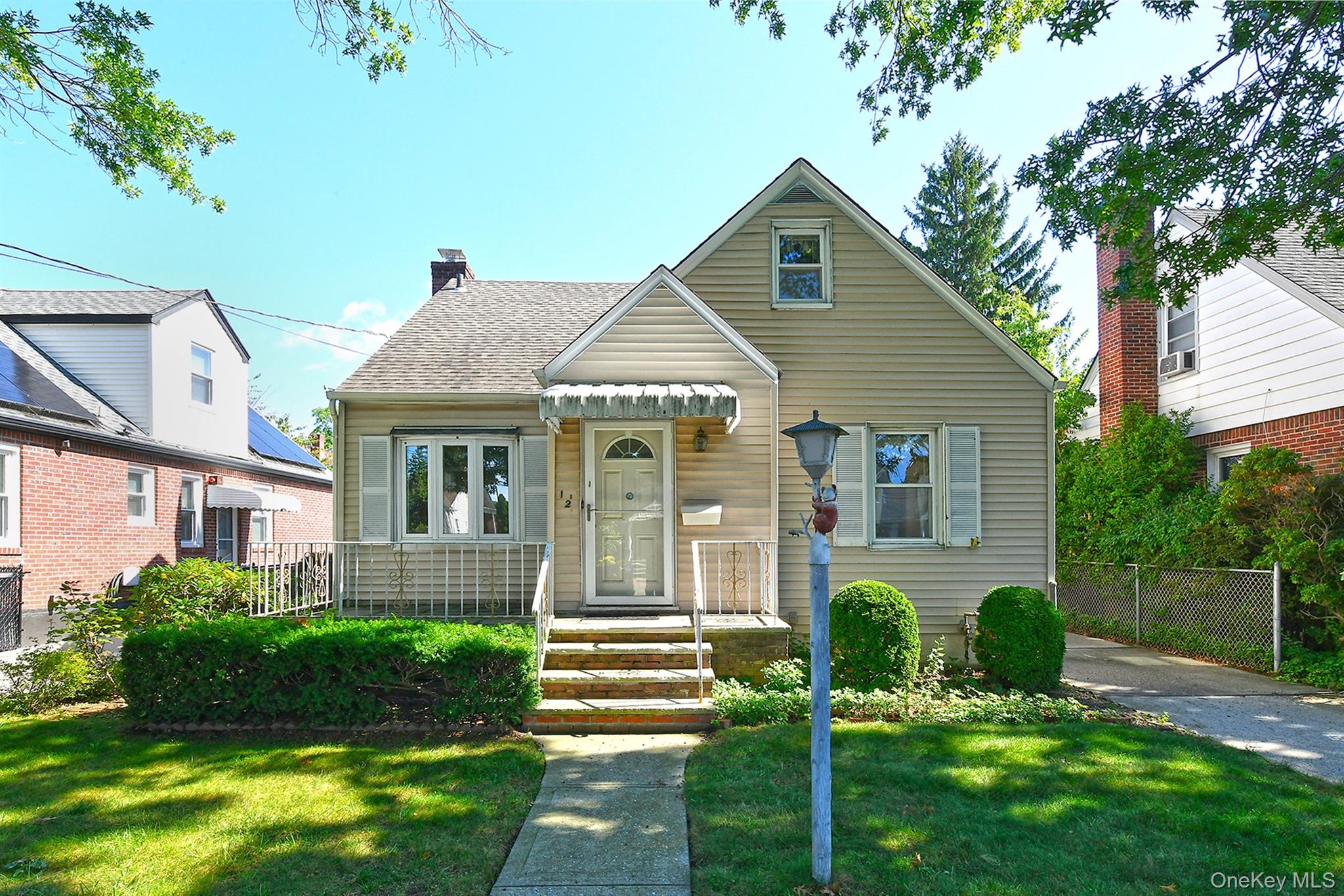 12 Hull Avenue, New Hyde Park NY 11040