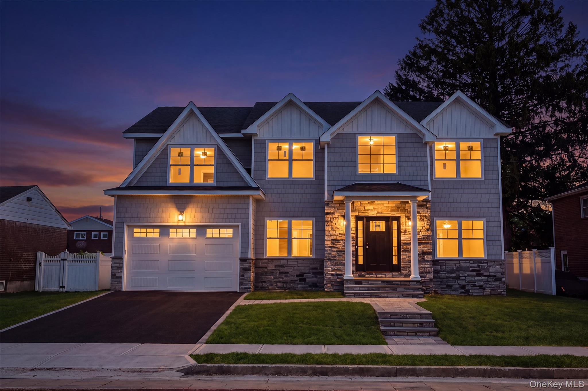 366 Broadway, Massapequa Park NY 11762