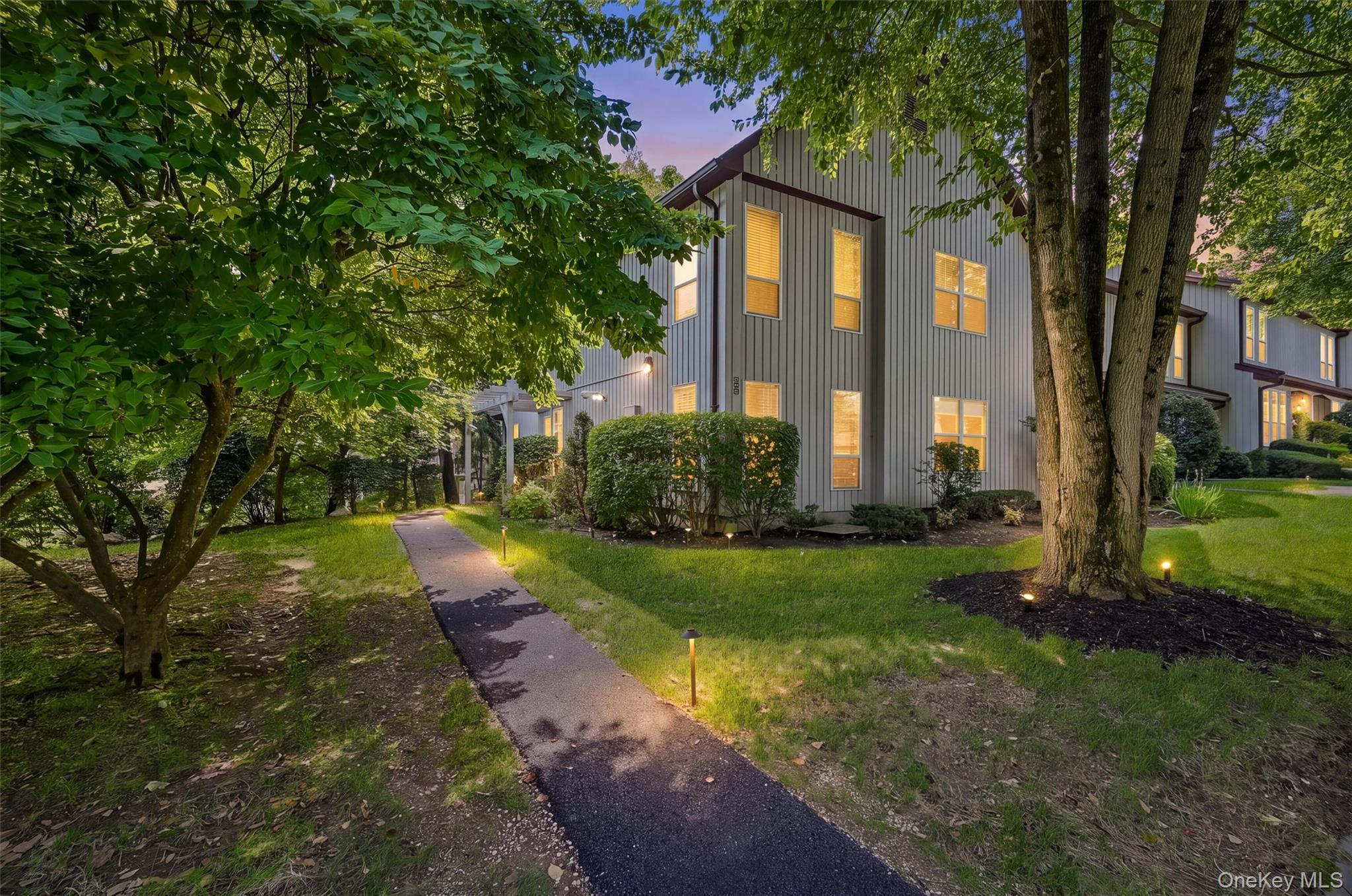 25 Villa Drive, Peekskill NY 10566