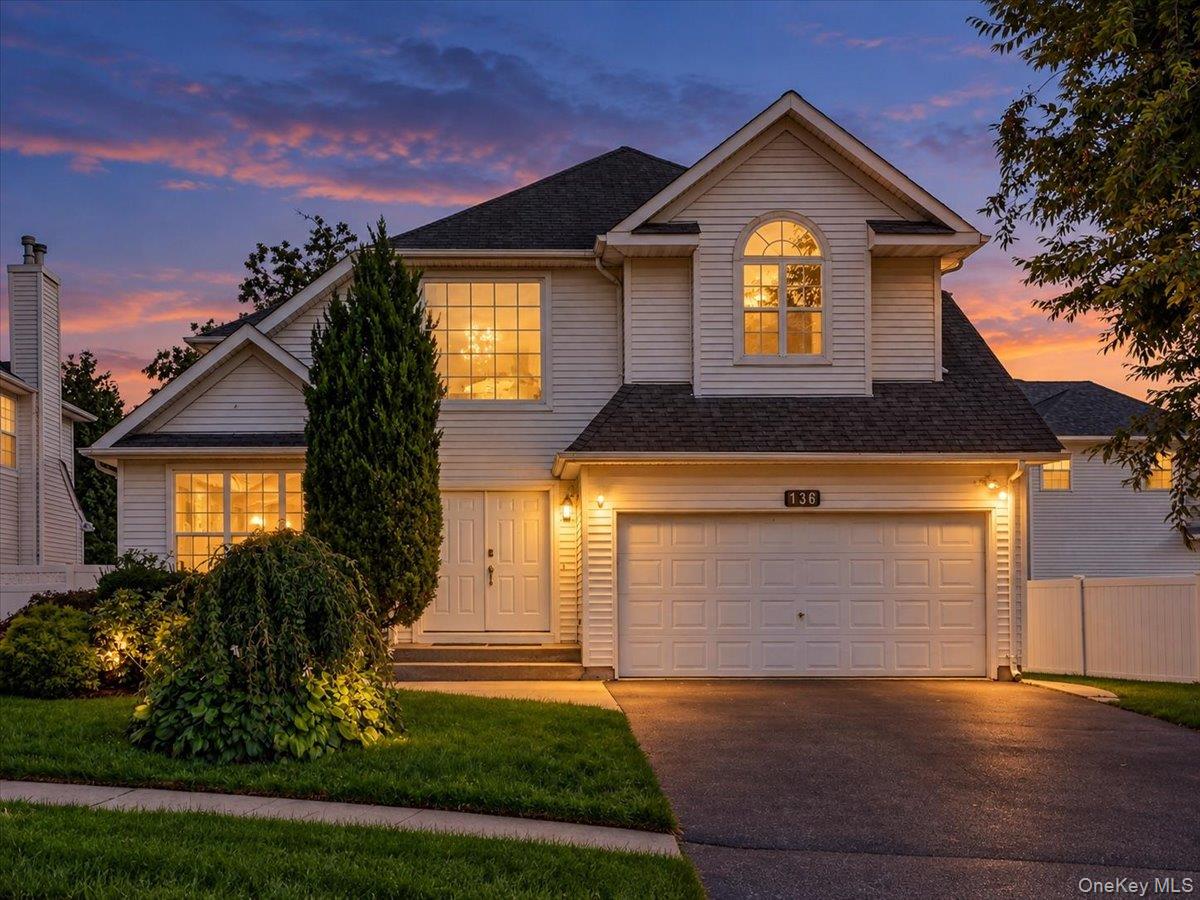 136 Cranberry Court, Melville NY 11747