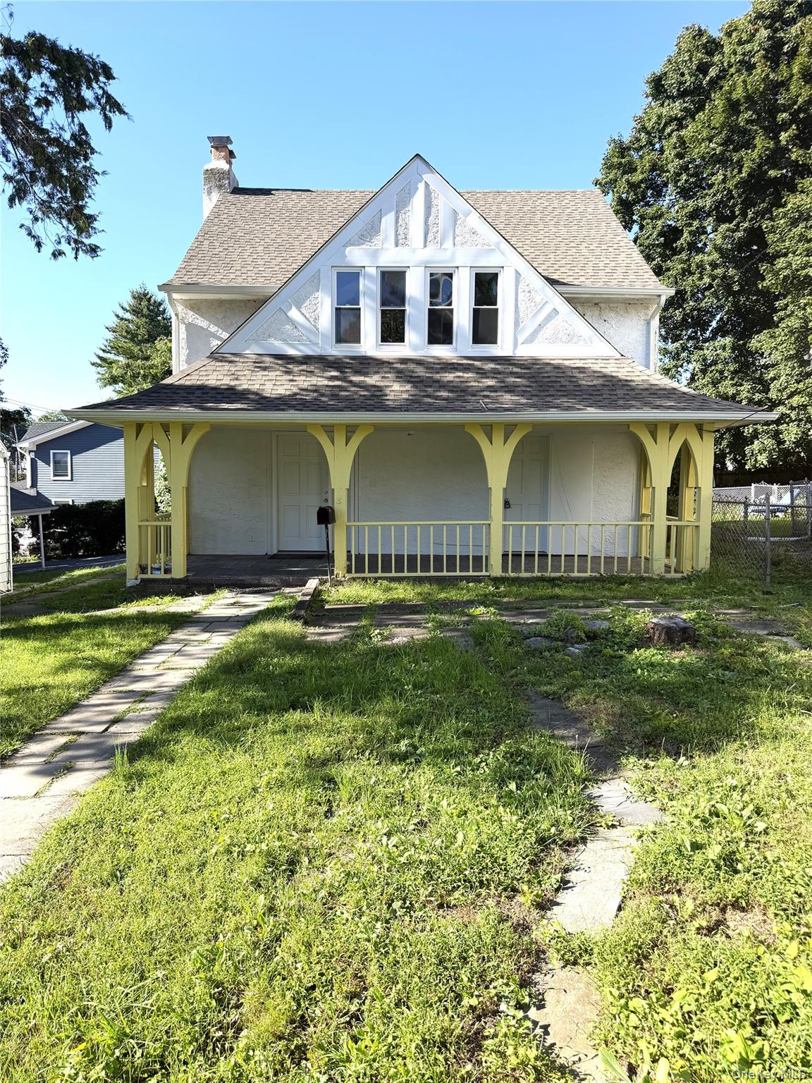 5 Crest Place, Elmsford NY 10523