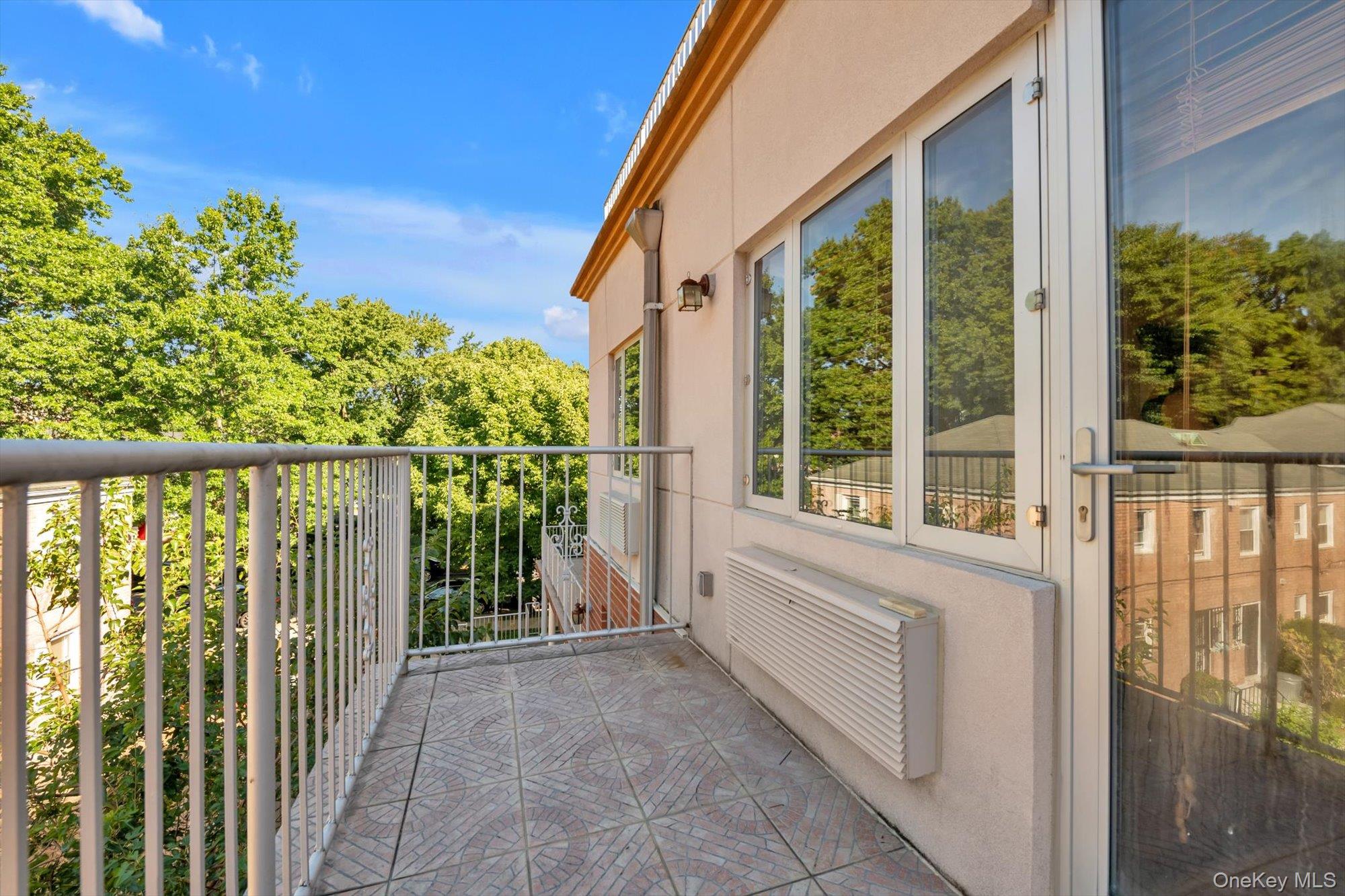6434 Grand Central Parkway Unit 3G, Forest Hills NY 11375
