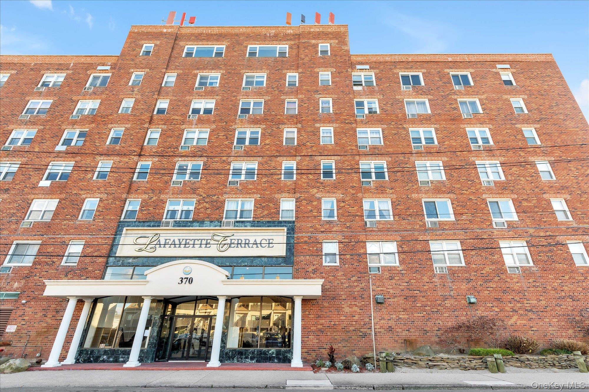 370 W Broadway Unit 5K, Long Beach NY 11561