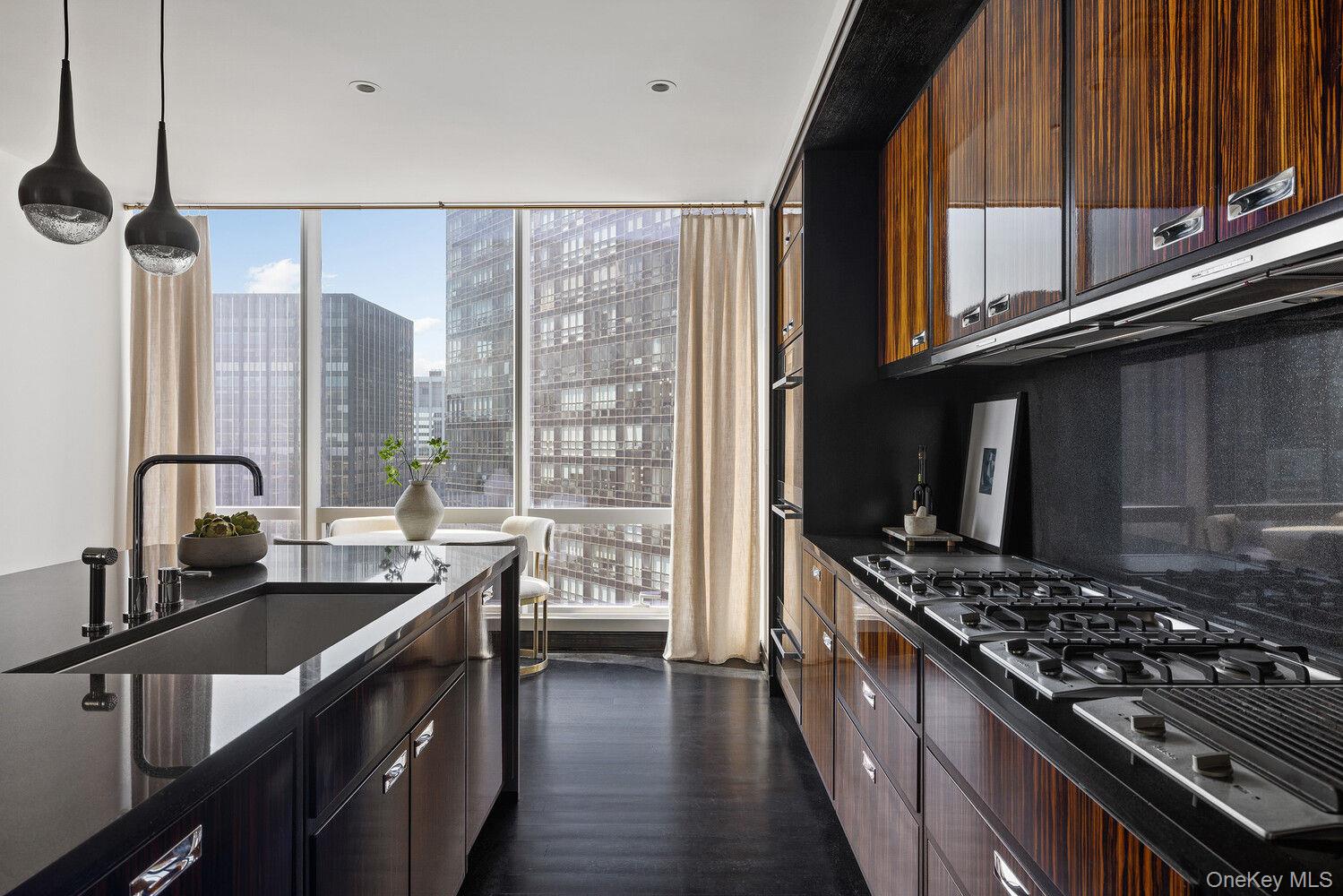 157 W 57TH Street Unit 50C, Manhattan NY 10019