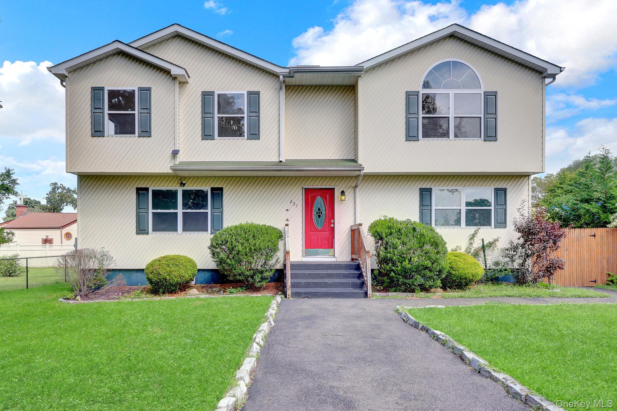 231 Columbus Boulevard, Amityville NY 11701