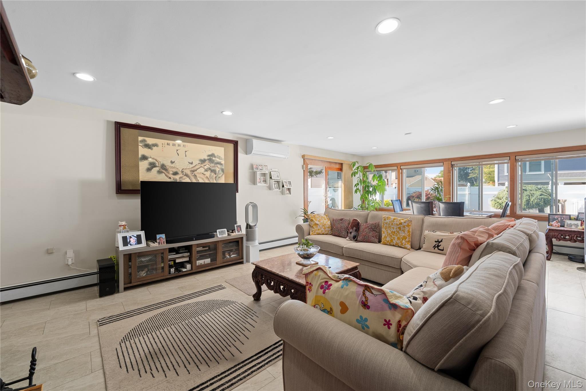 27 Eden Lane, Levittown NY 11756
