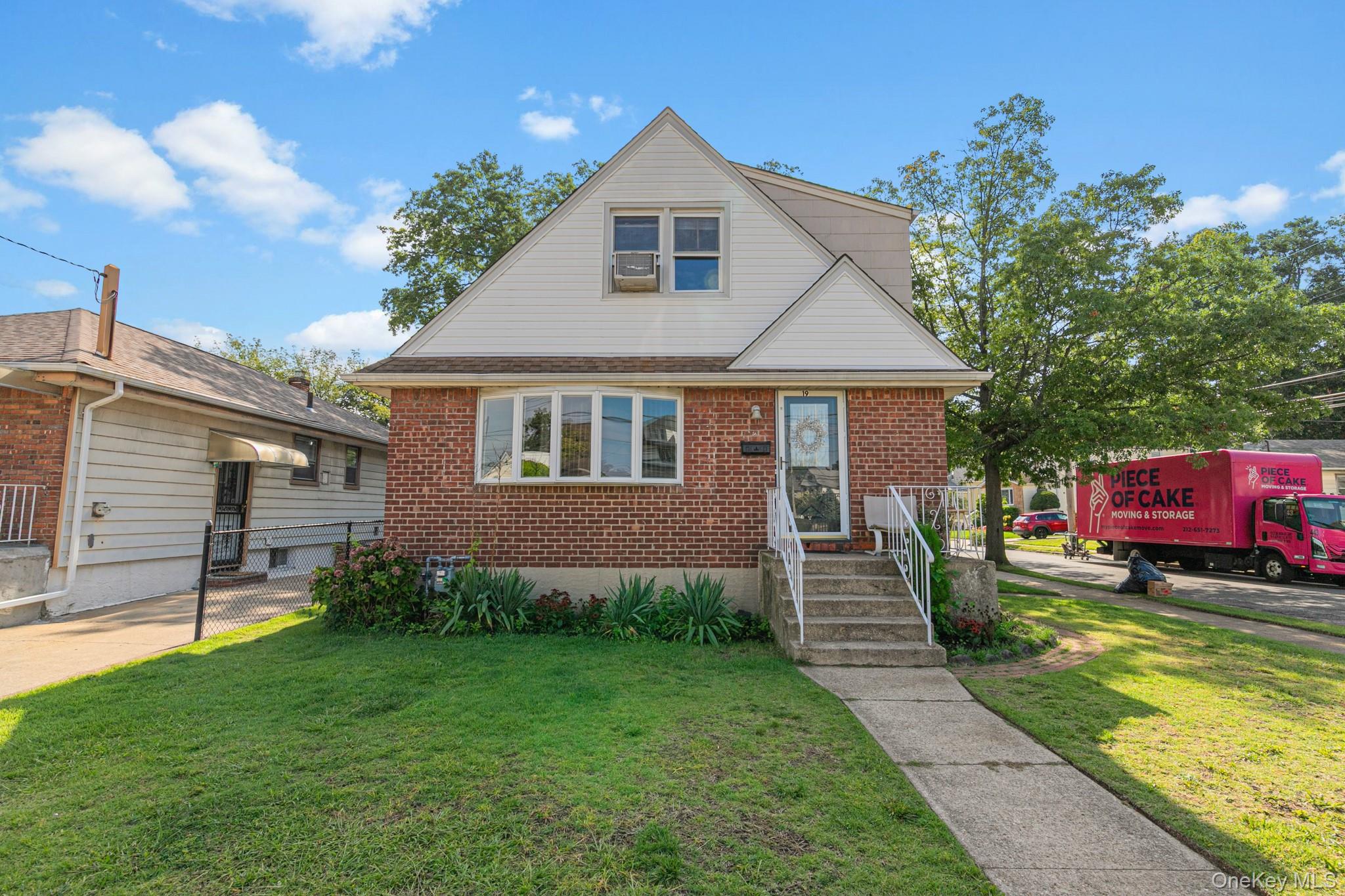 19 Acorn Place, Lynbrook NY 11563