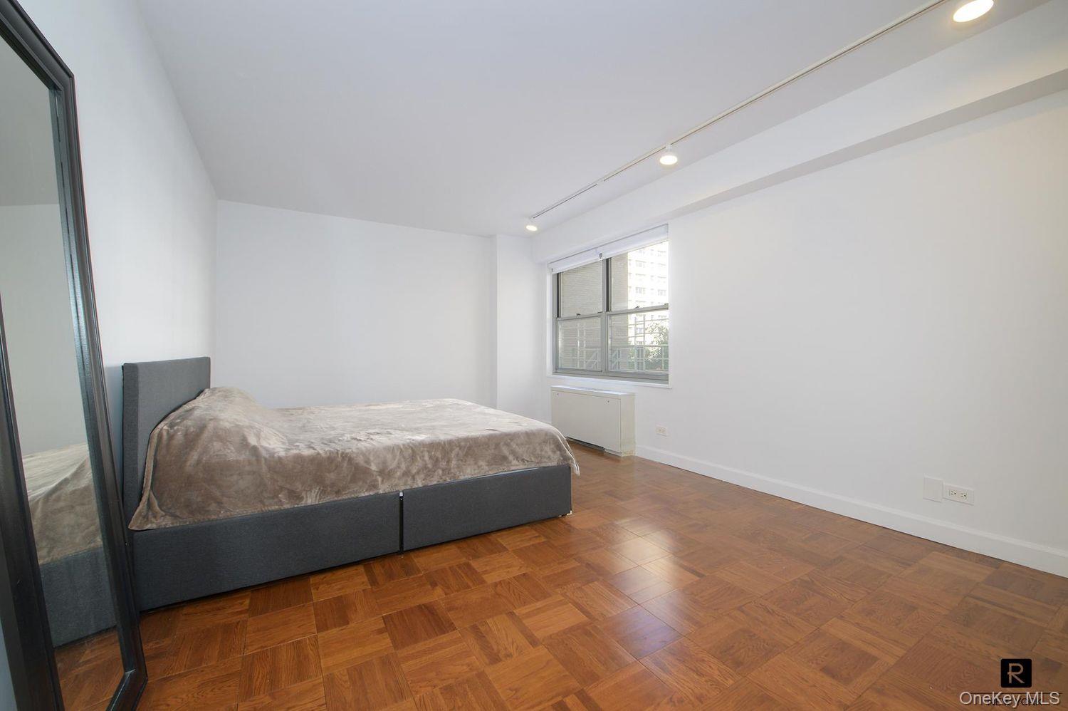 400 East 56th Street Unit 3-E, Manhattan NY 10022