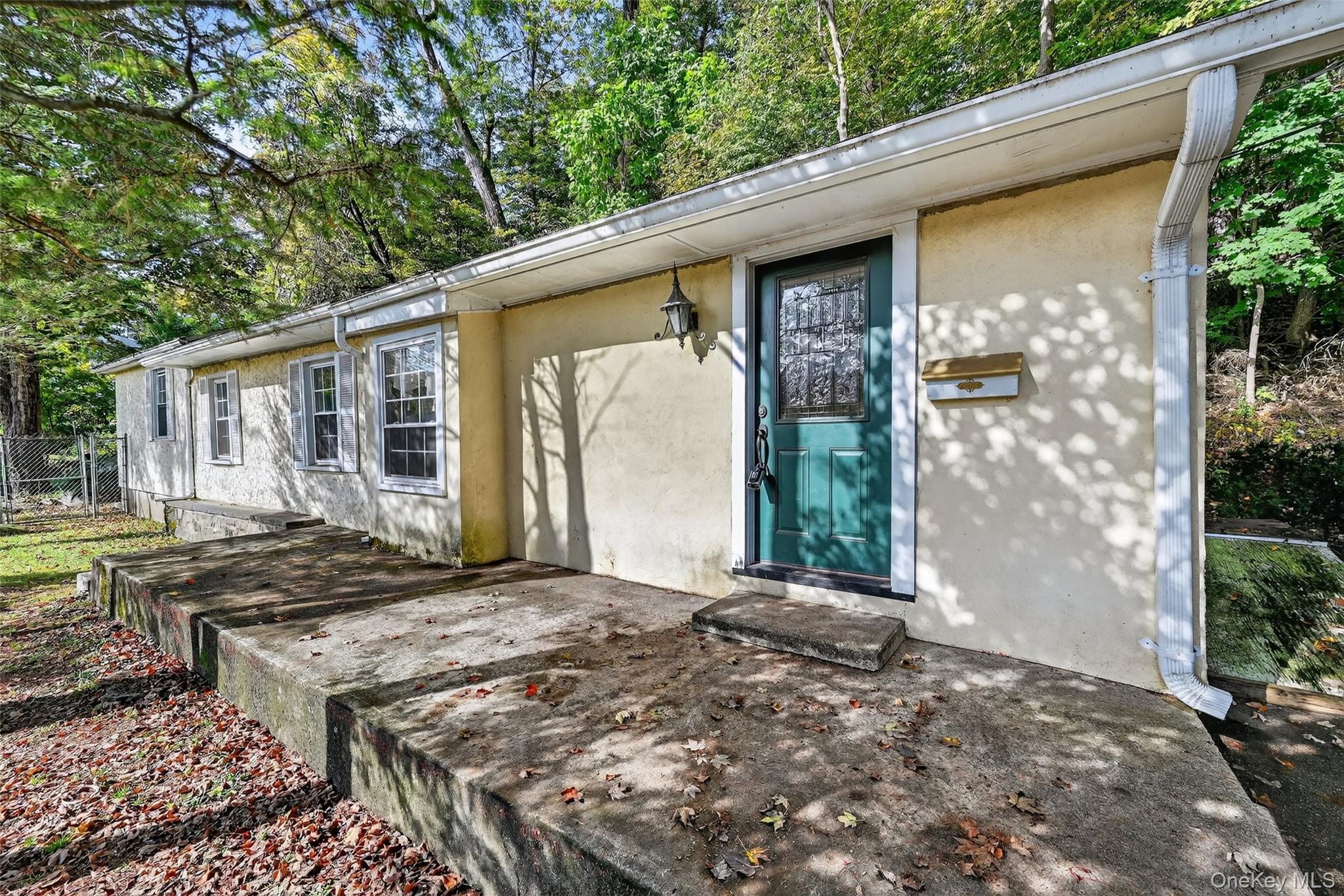 27 Richard Street, Sloatsburg NY 10974