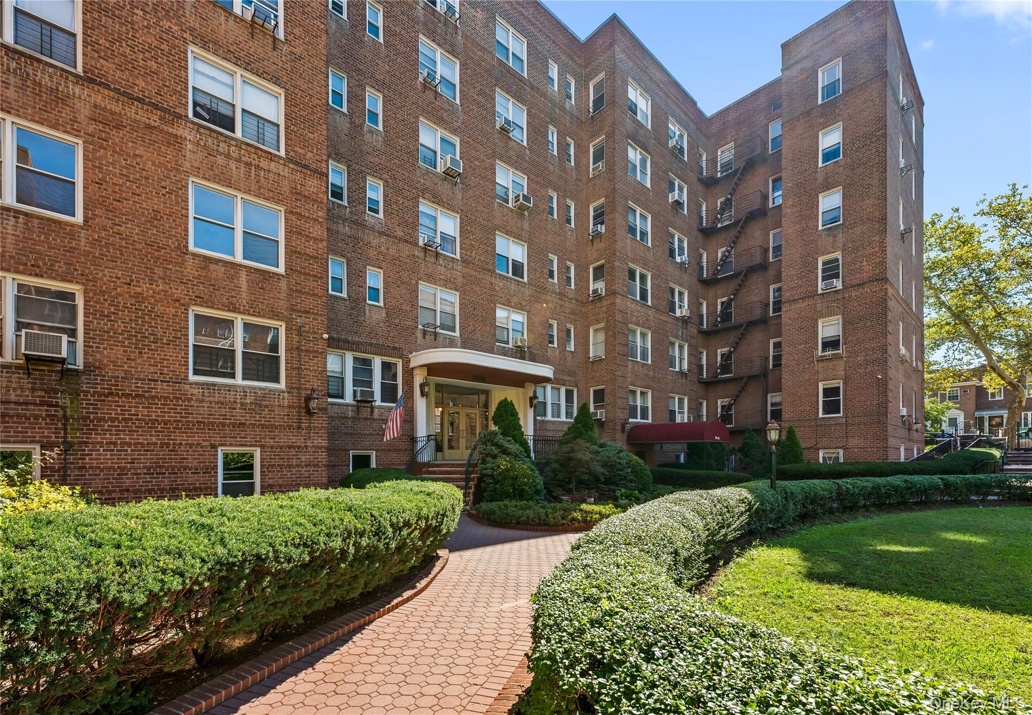 99-41 64th Ave Unit D7, Rego Park NY 11374