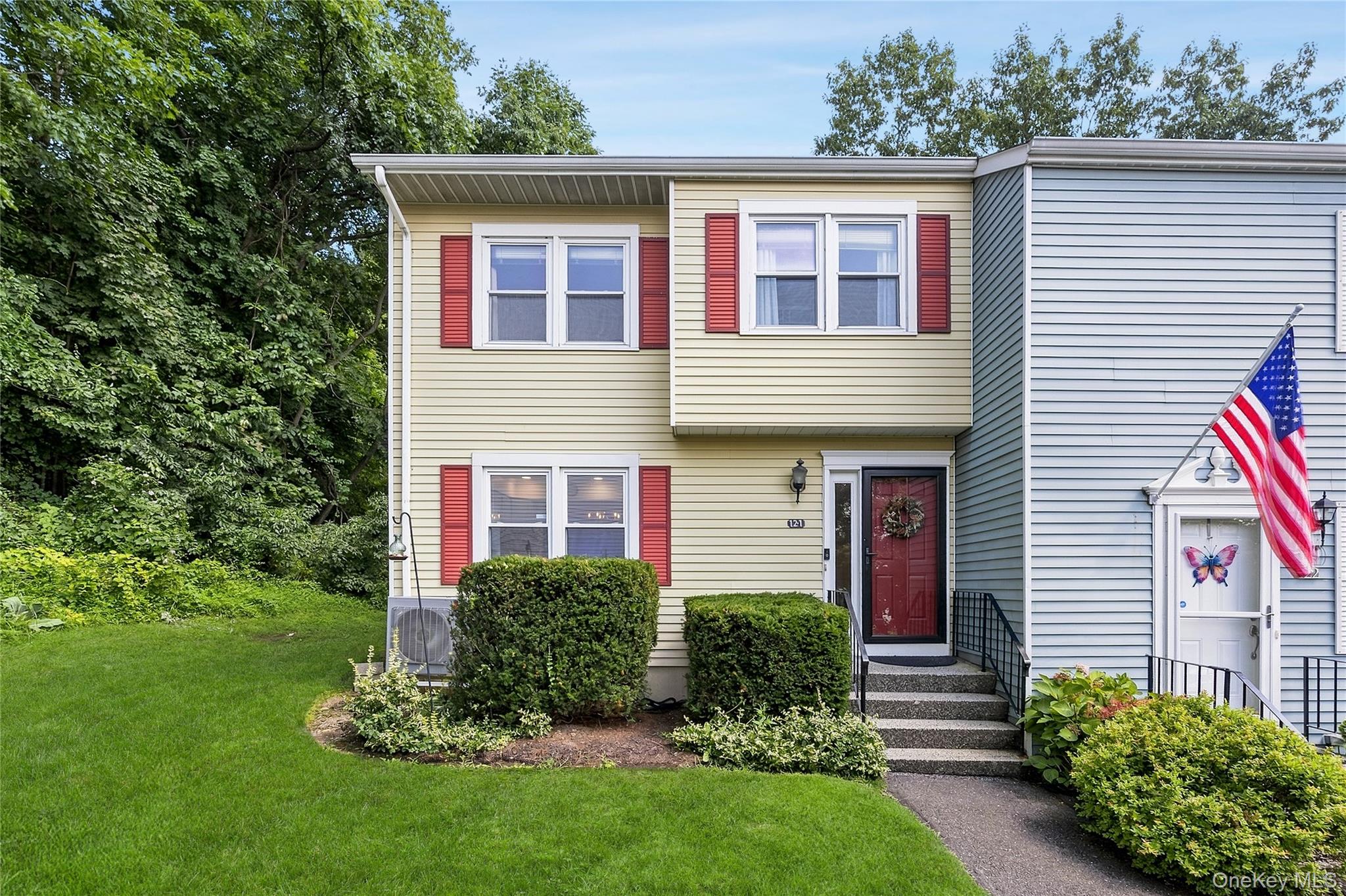 55 Mill Plain Road Unit 12-1, Danbury CT 06811