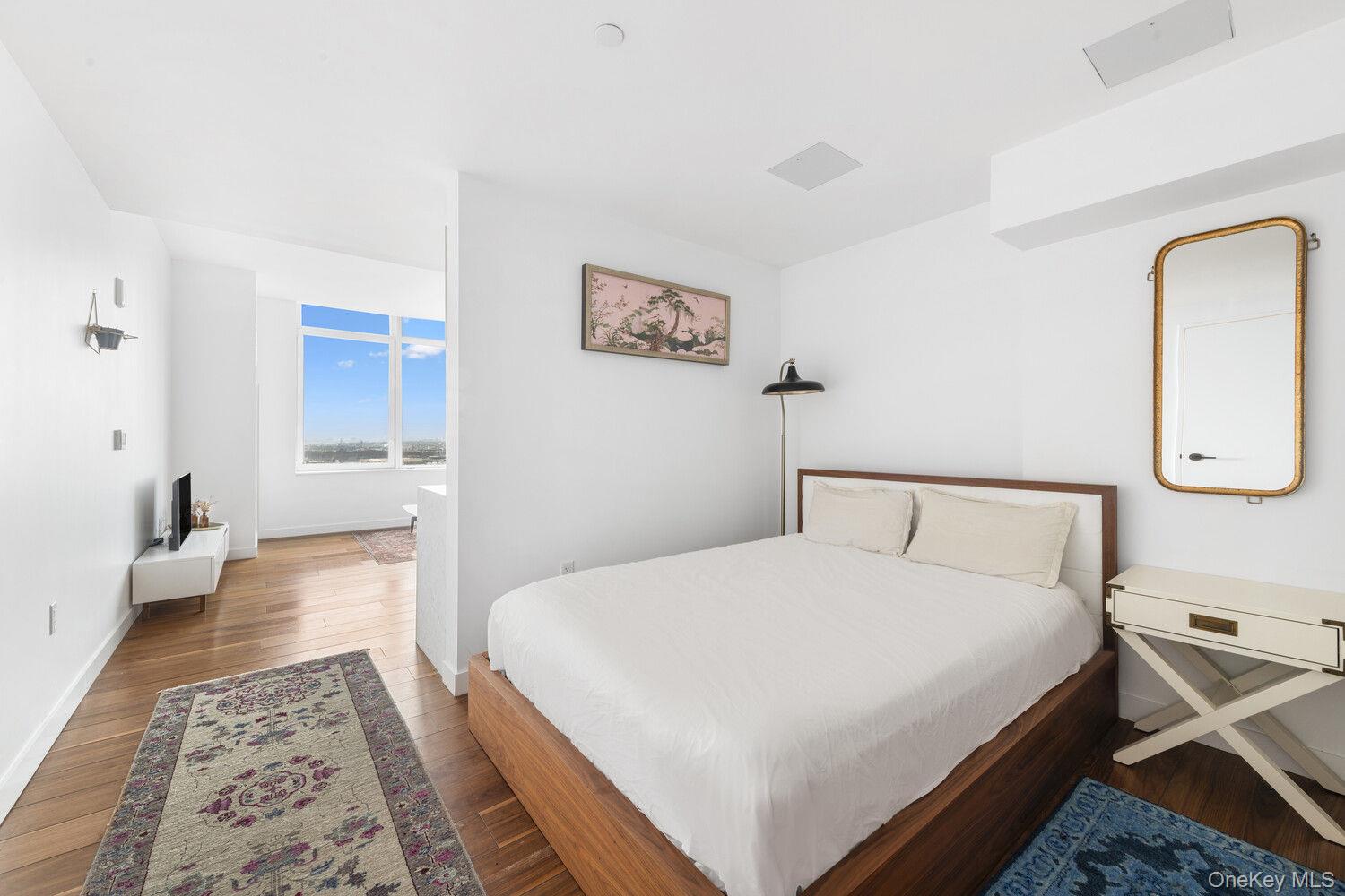 21 INDIA Street Unit 32F, Brooklyn NY 11222