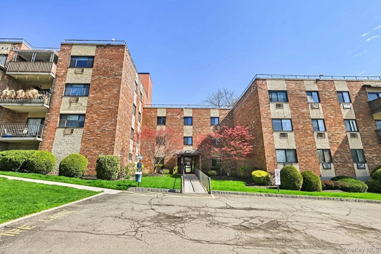115 Dehaven Drive Unit 302, Yonkers NY 10703