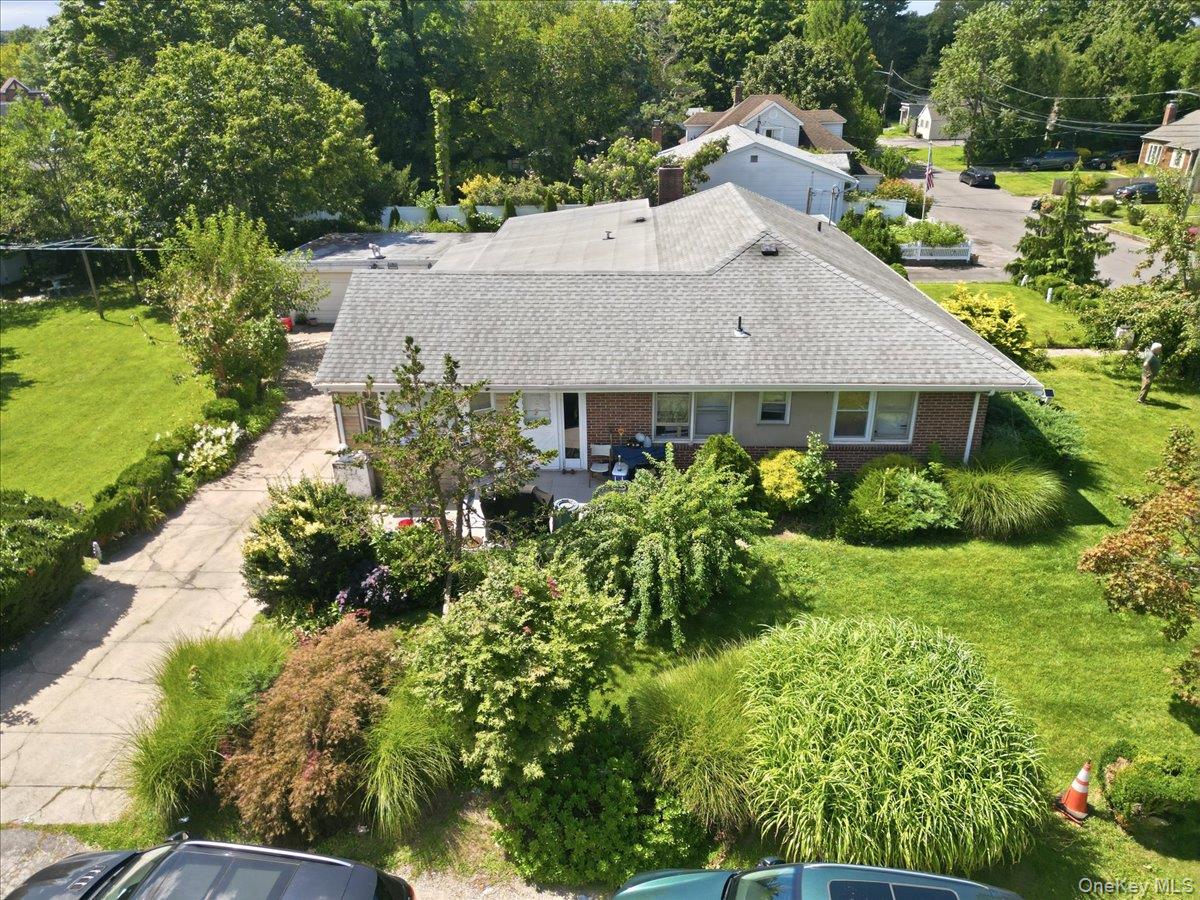 18 E 25th Street, Huntington Station NY 11746
