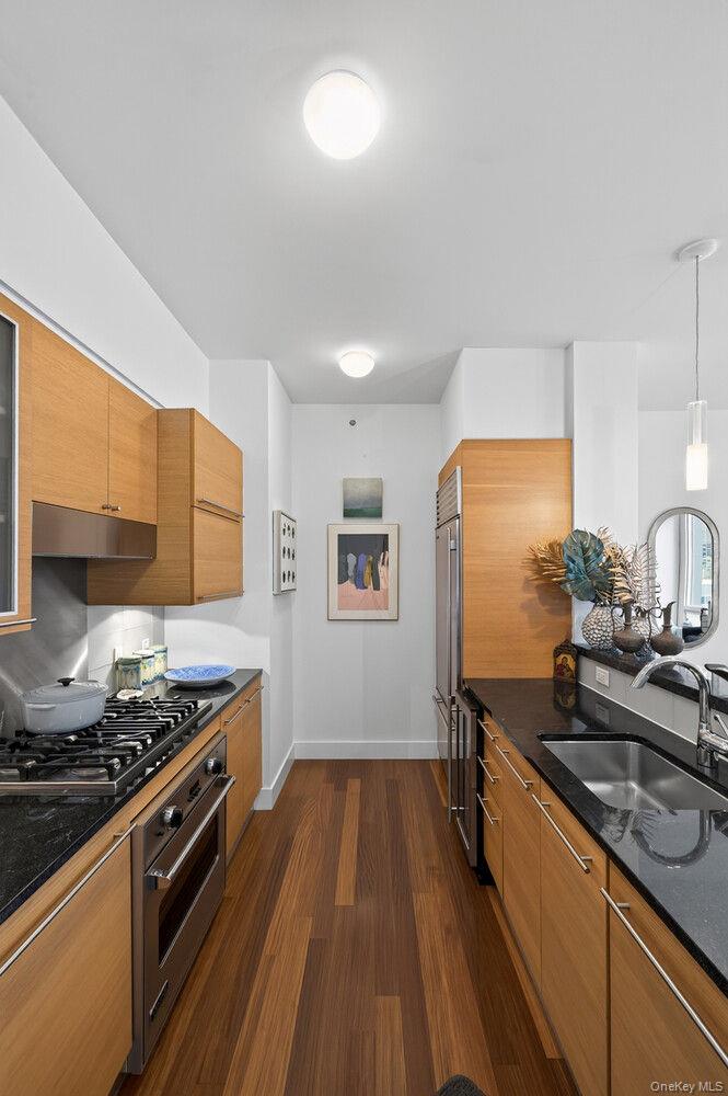 10 W END Avenue Unit 6F, Manhattan NY 10023