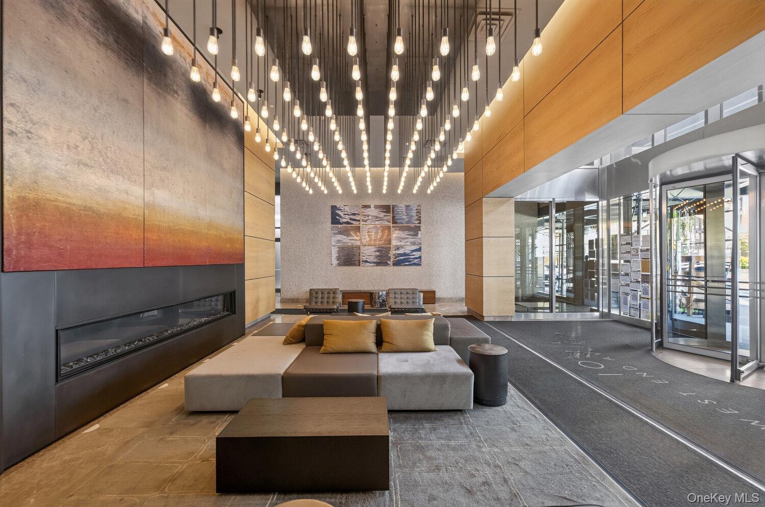 10 W END Avenue Unit 6F, Manhattan NY 10023