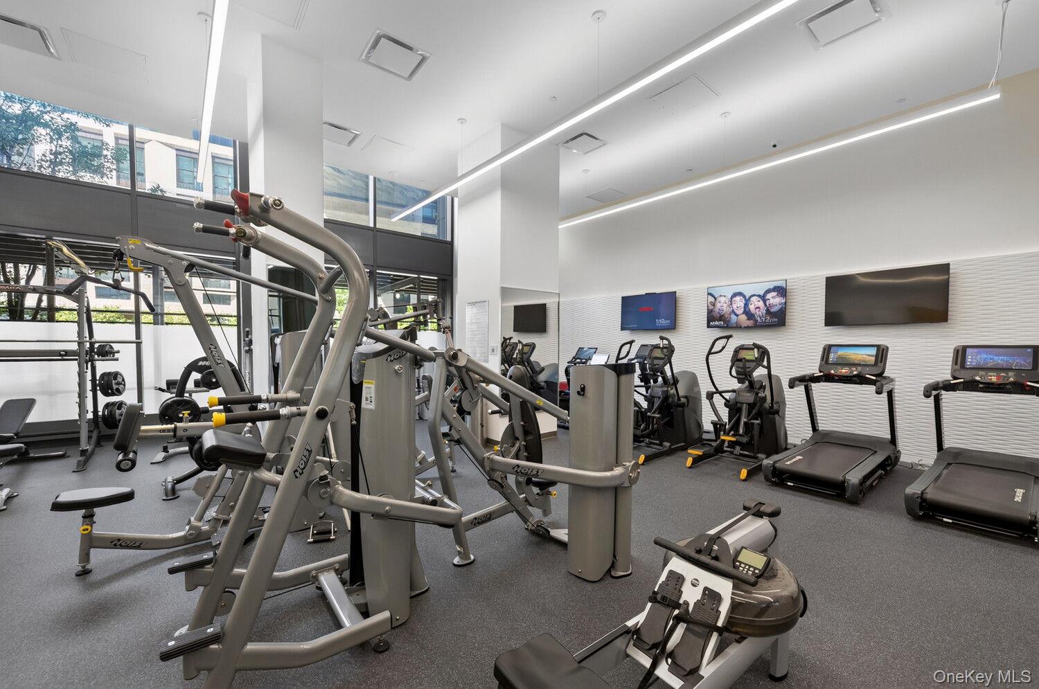 10 W END Avenue Unit 6F, Manhattan NY 10023