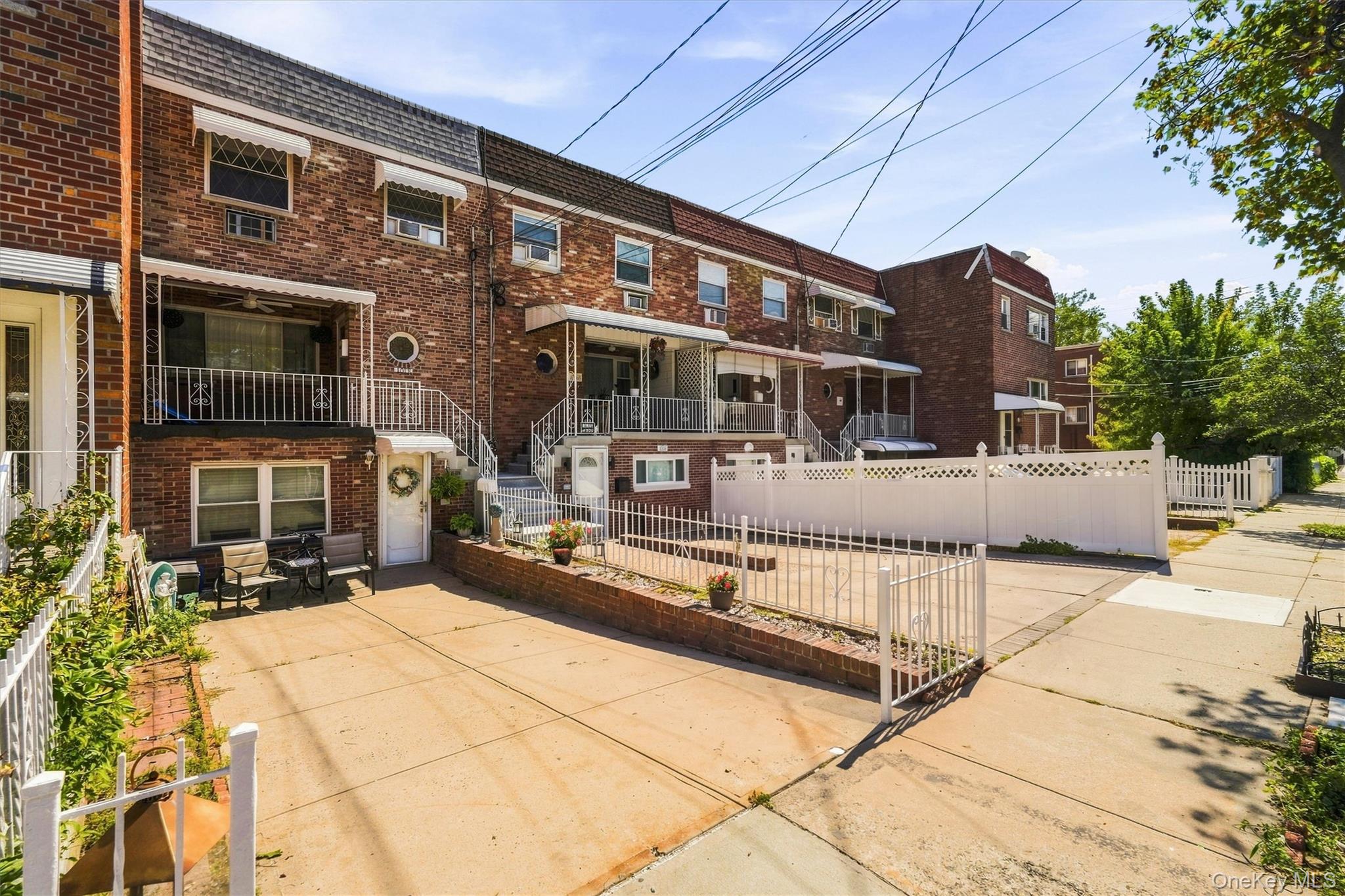 1018 Throggmorton Avenue, Bronx NY 10465