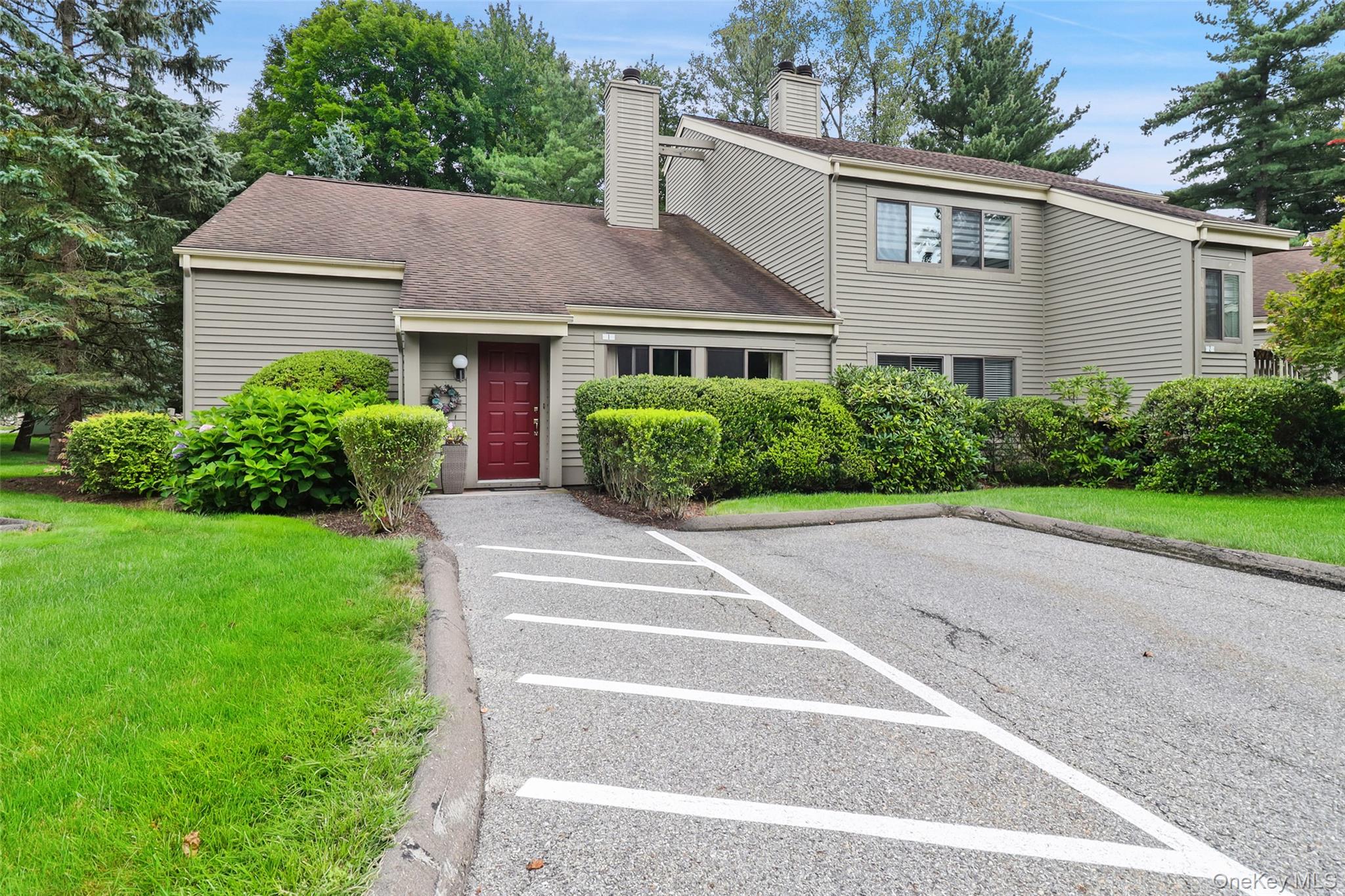 1 Oakridge Drive, South Salem NY 10590