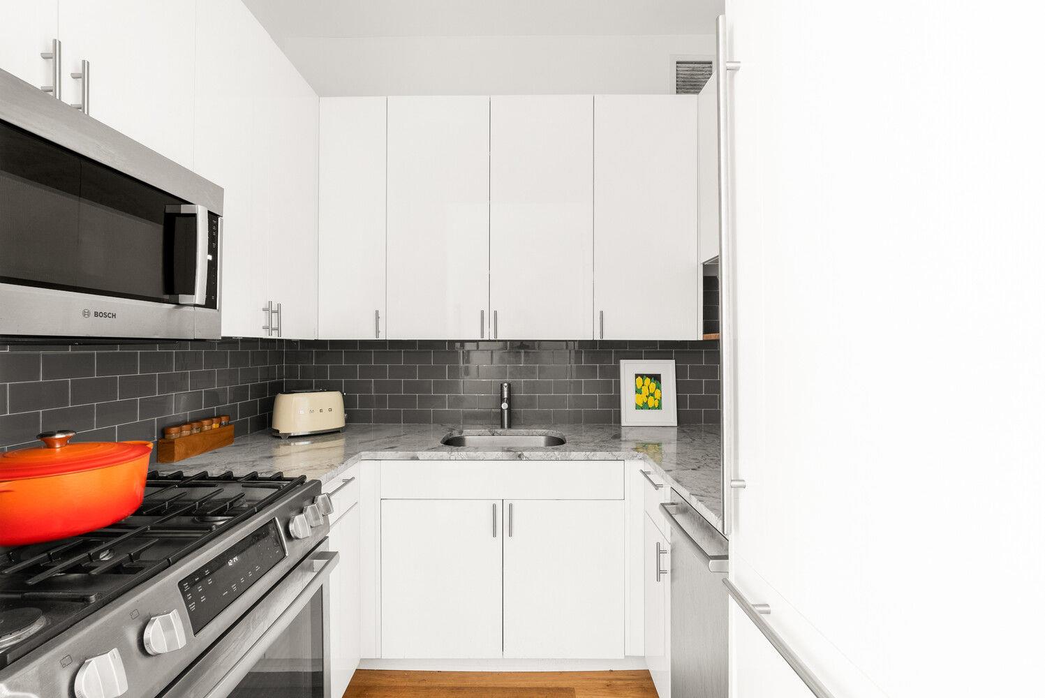 425 PARK Avenue S Unit 20D, Manhattan NY 10016