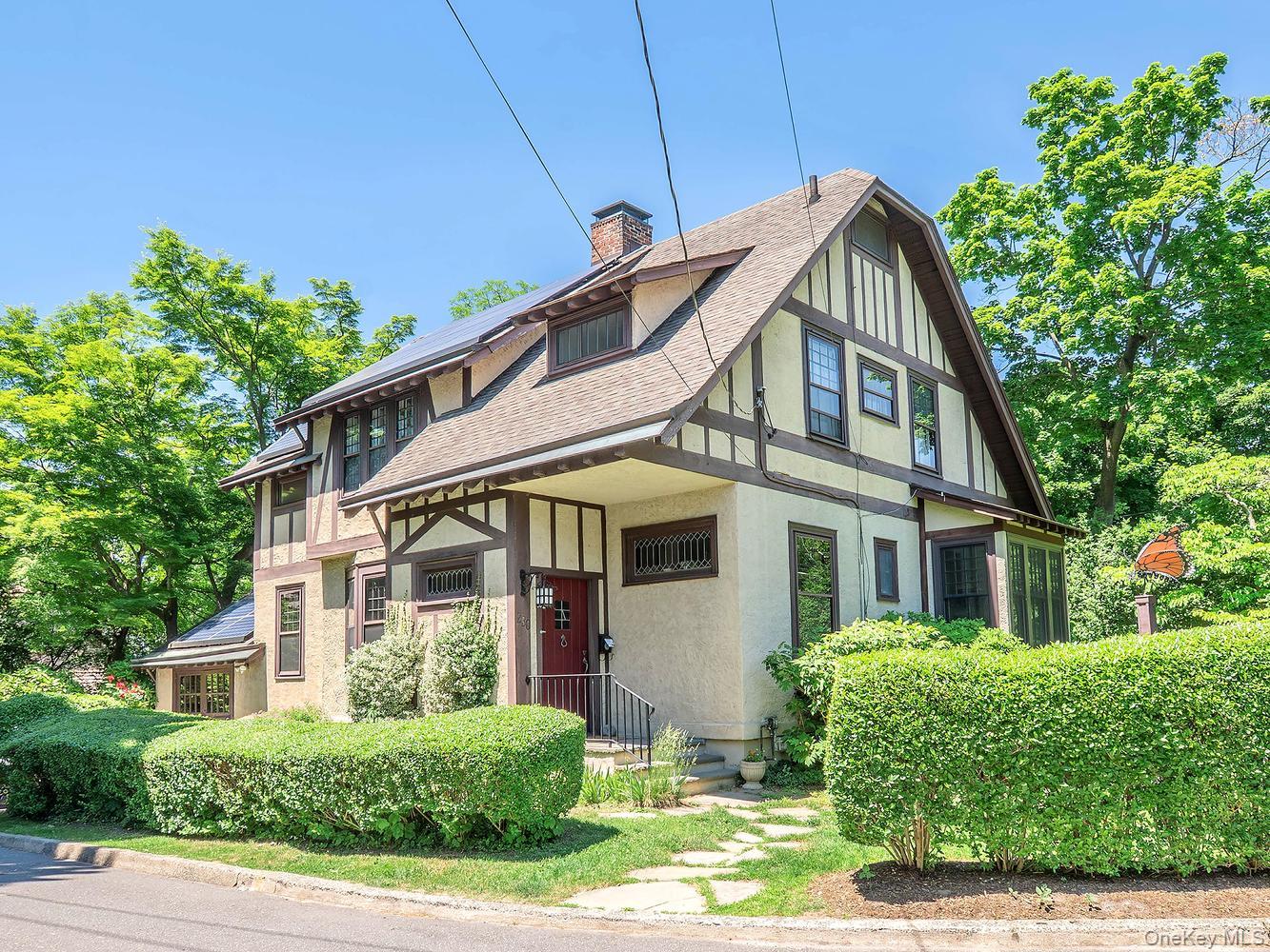 230 Littleworth Lane, Sea Cliff NY 11579