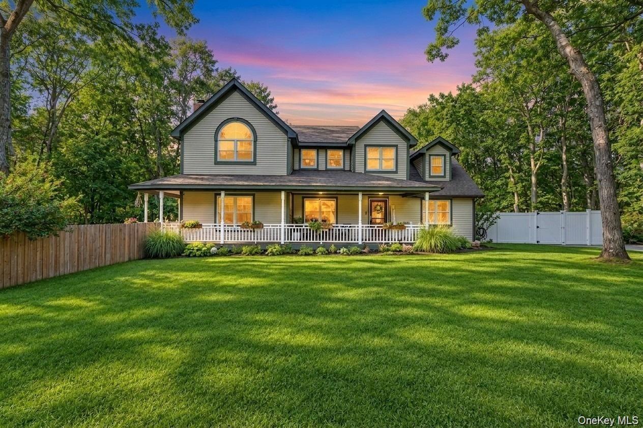 15 Hillcrest Avenue, Port Jefferson NY 11777