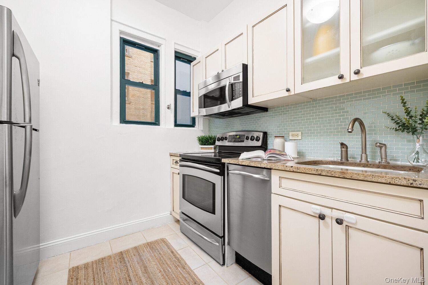 65 W 95TH Street Unit APTG, Manhattan NY 10025