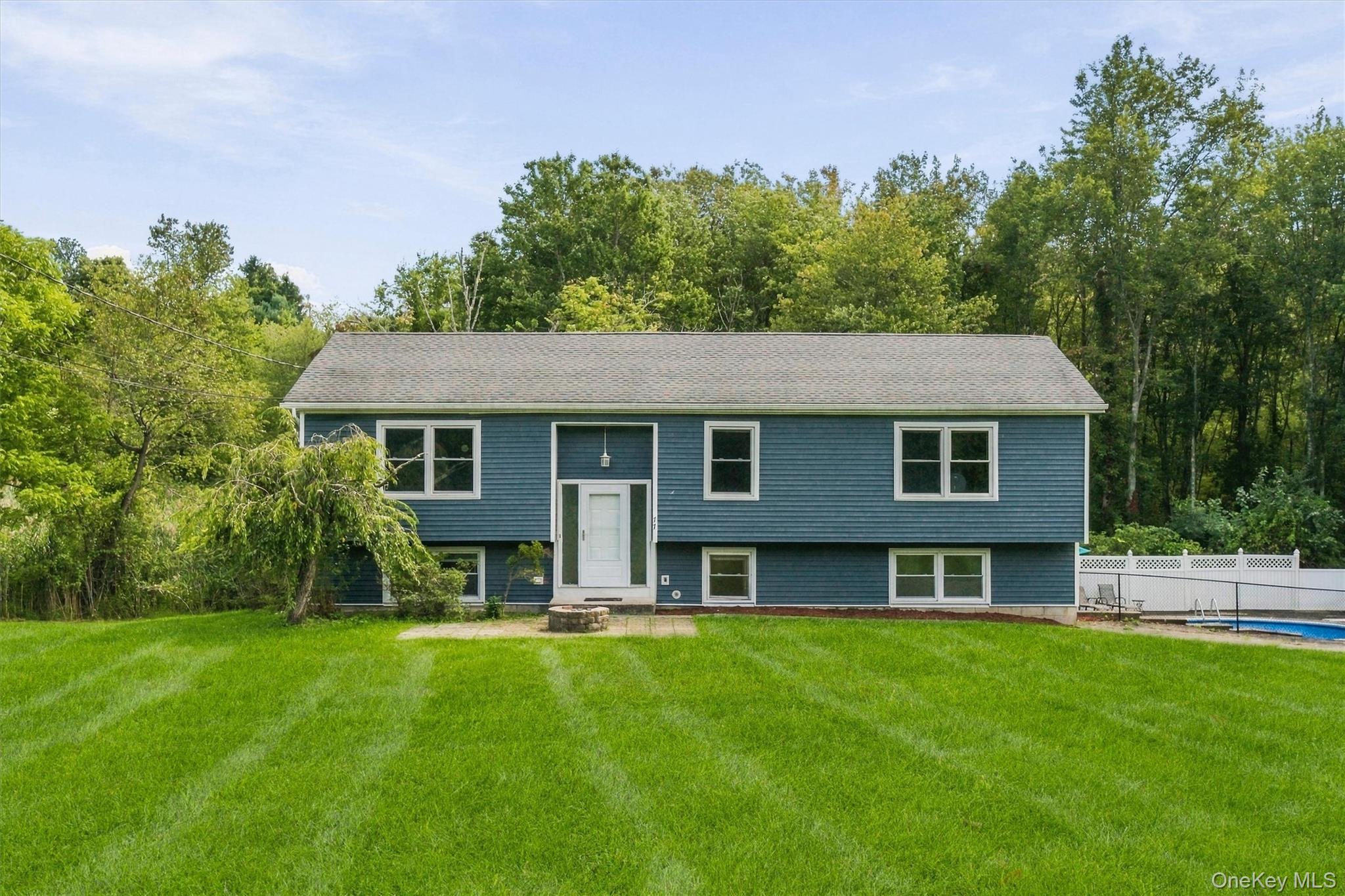 77 Robin Drive, Carmel NY 10512