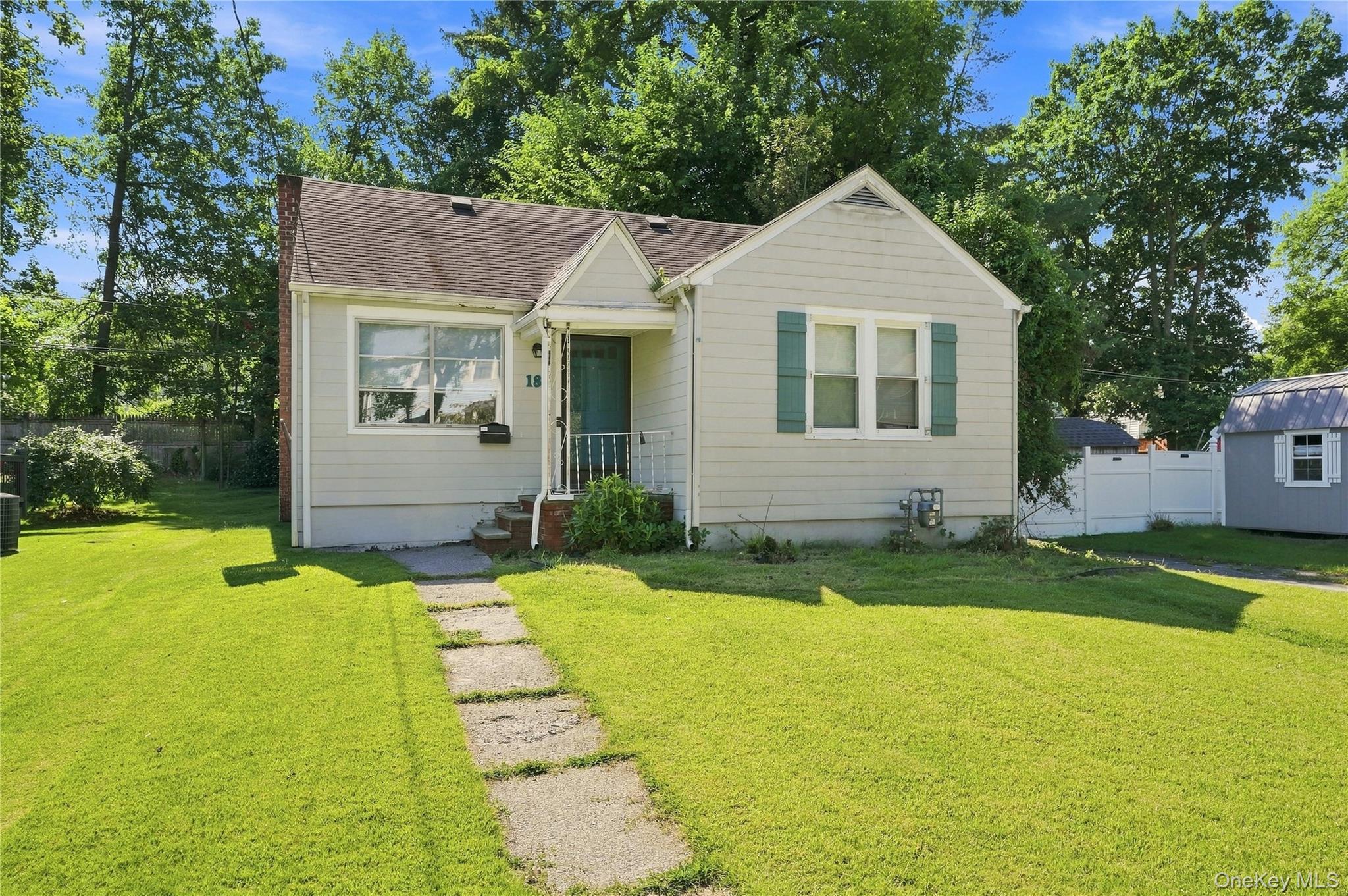 18 Underhill Avenue, Poughkeepsie NY 12601