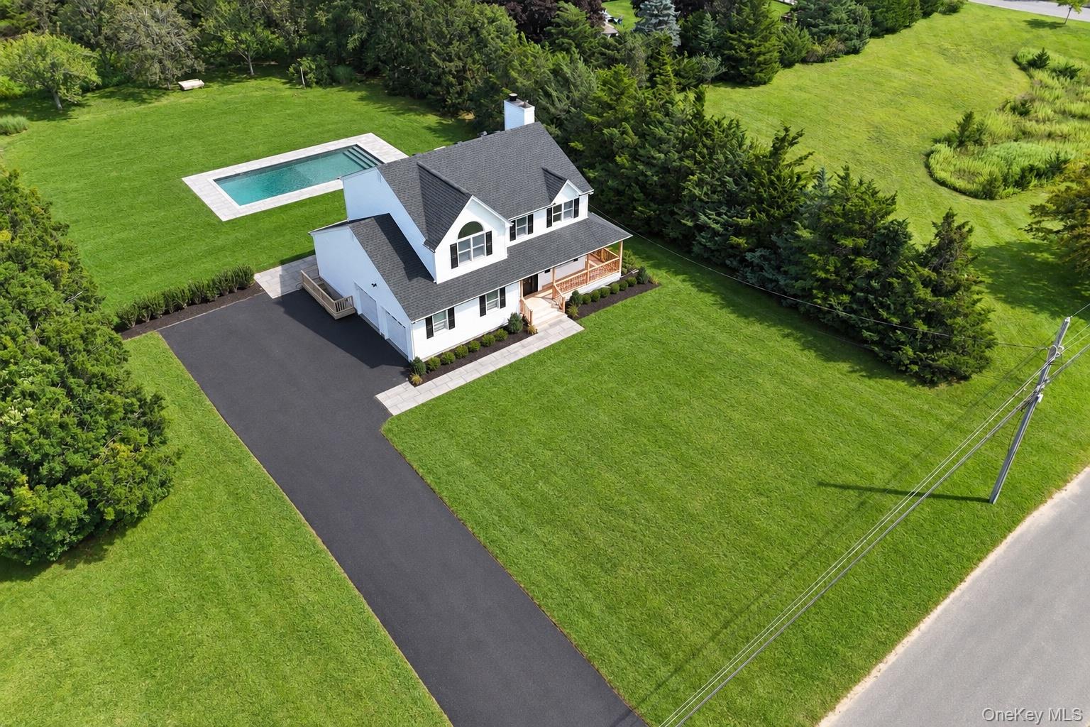 5750 Aldrich Lane, Mattituck NY 11952