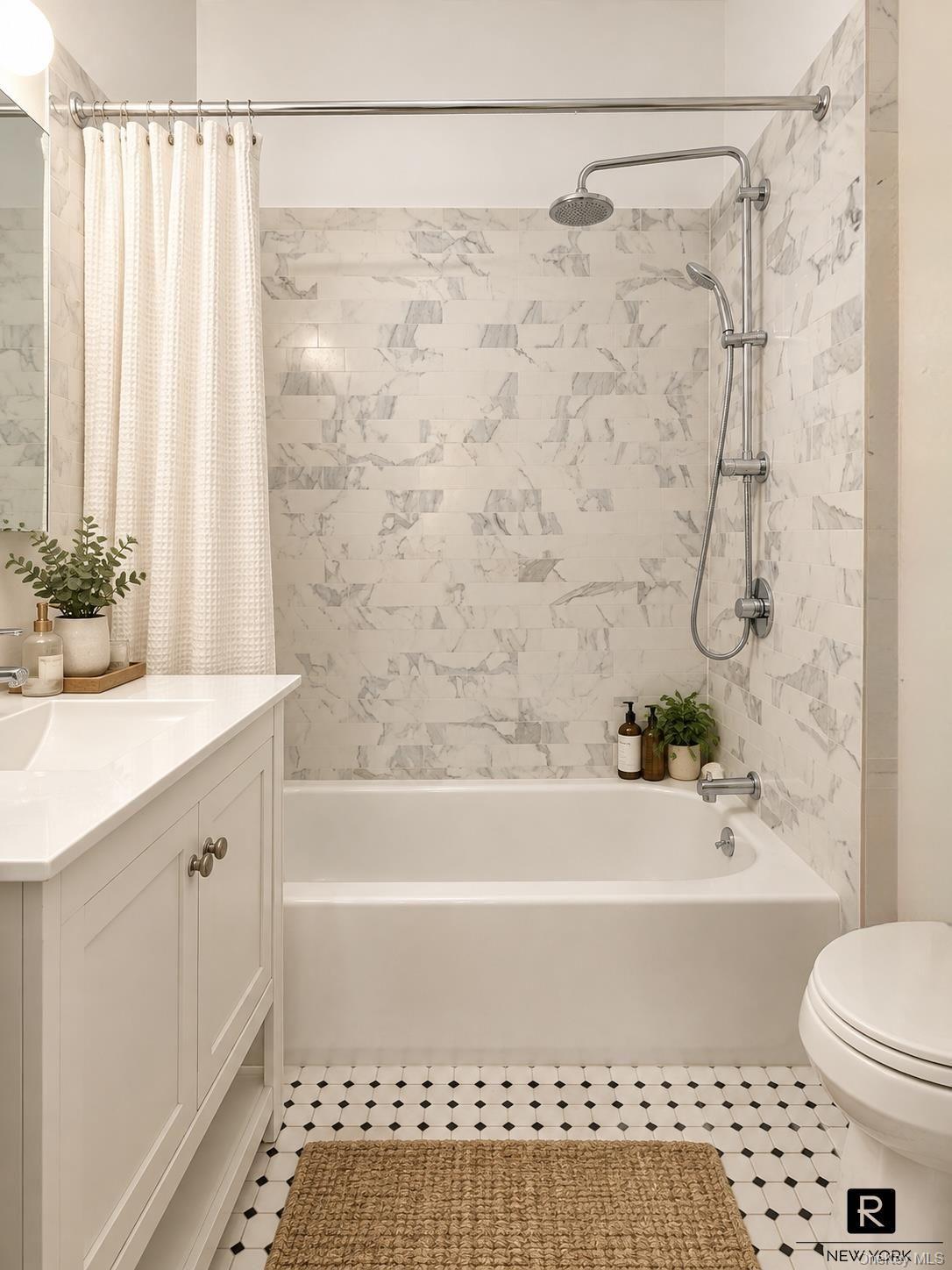 140 West 69th Street Unit 72-C, Manhattan NY 10023