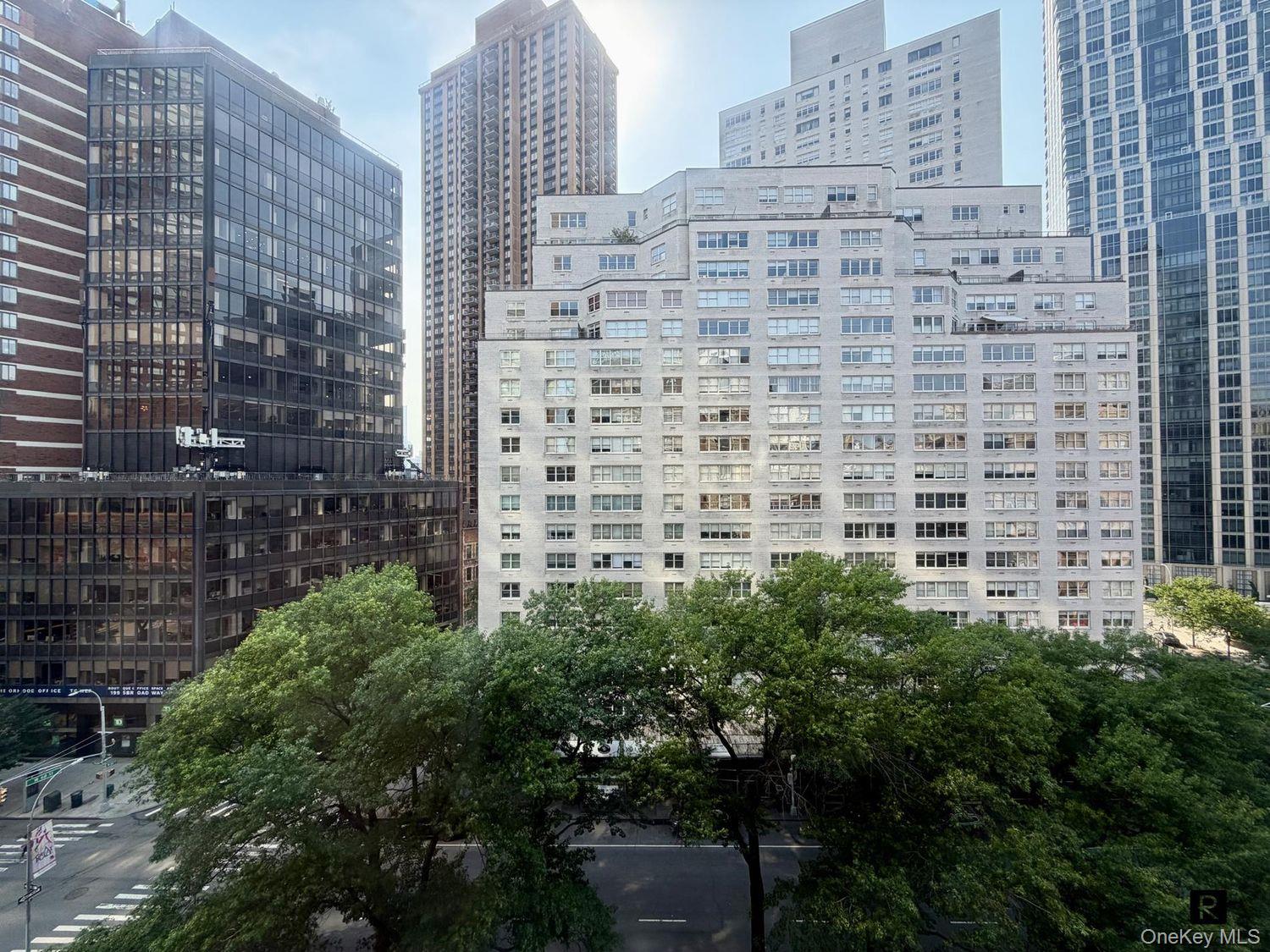 140 West 69th Street Unit 72-C, Manhattan NY 10023