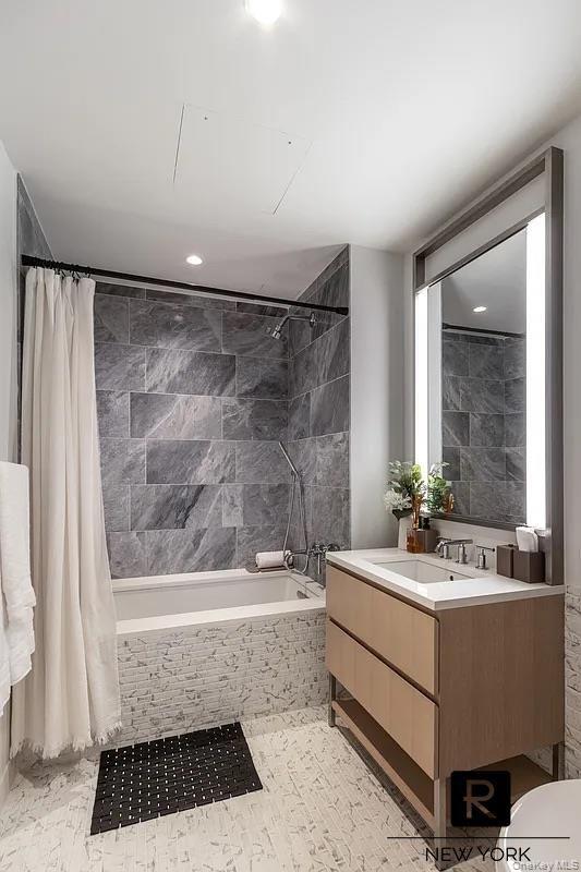500 West 45th Street Unit 305, Manhattan NY 10036