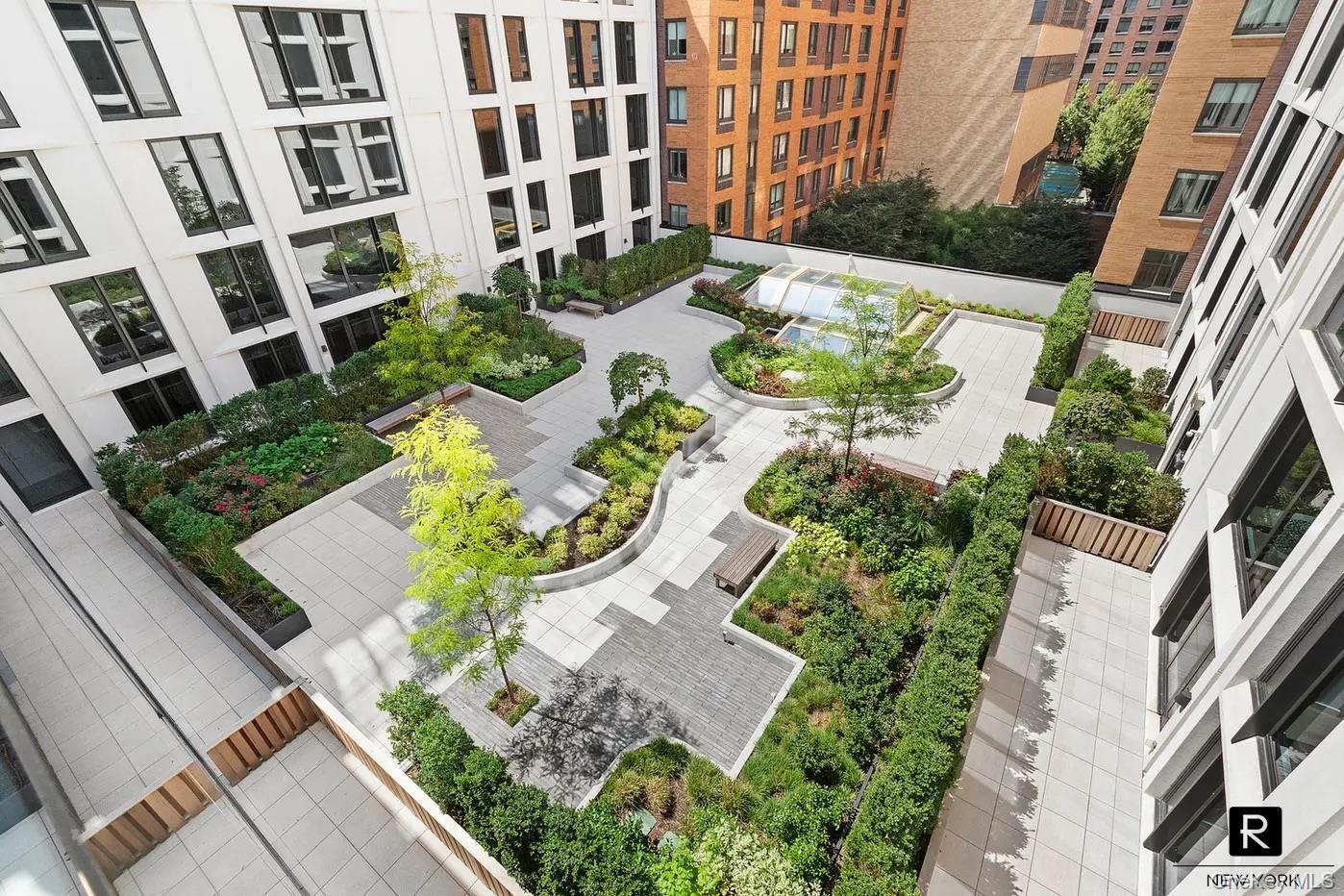 500 West 45th Street Unit 305, Manhattan NY 10036