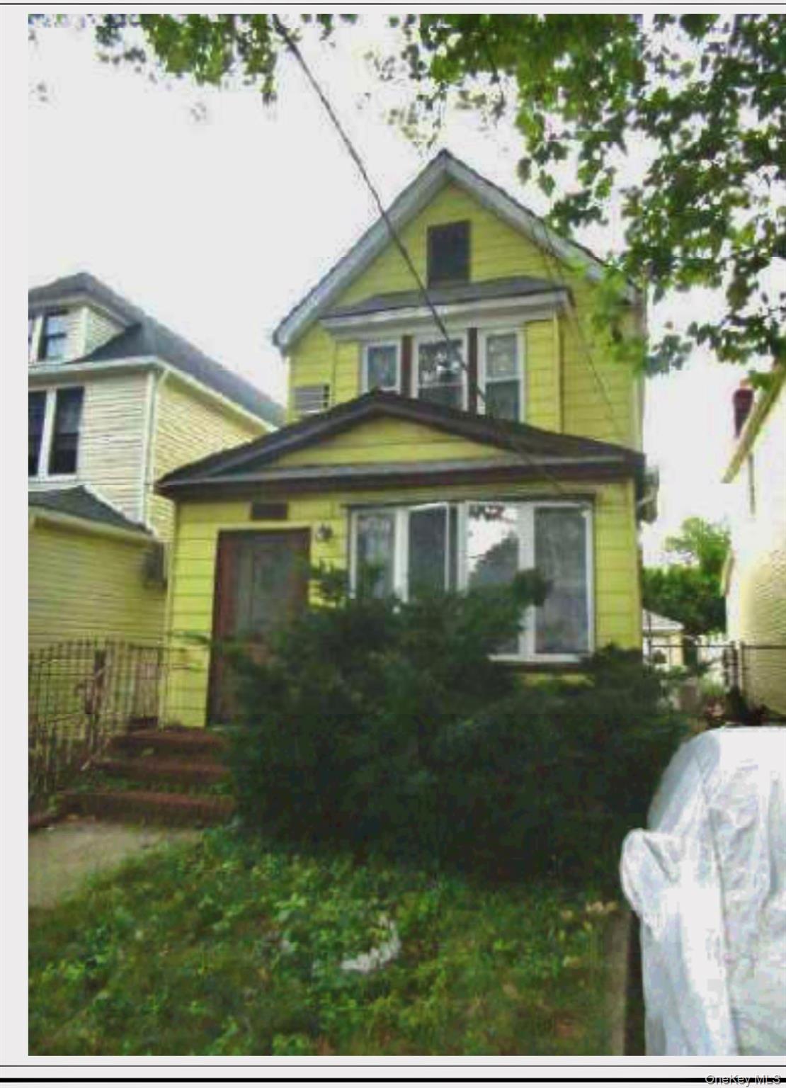 62-95 Austin Street, Rego Park NY 11374