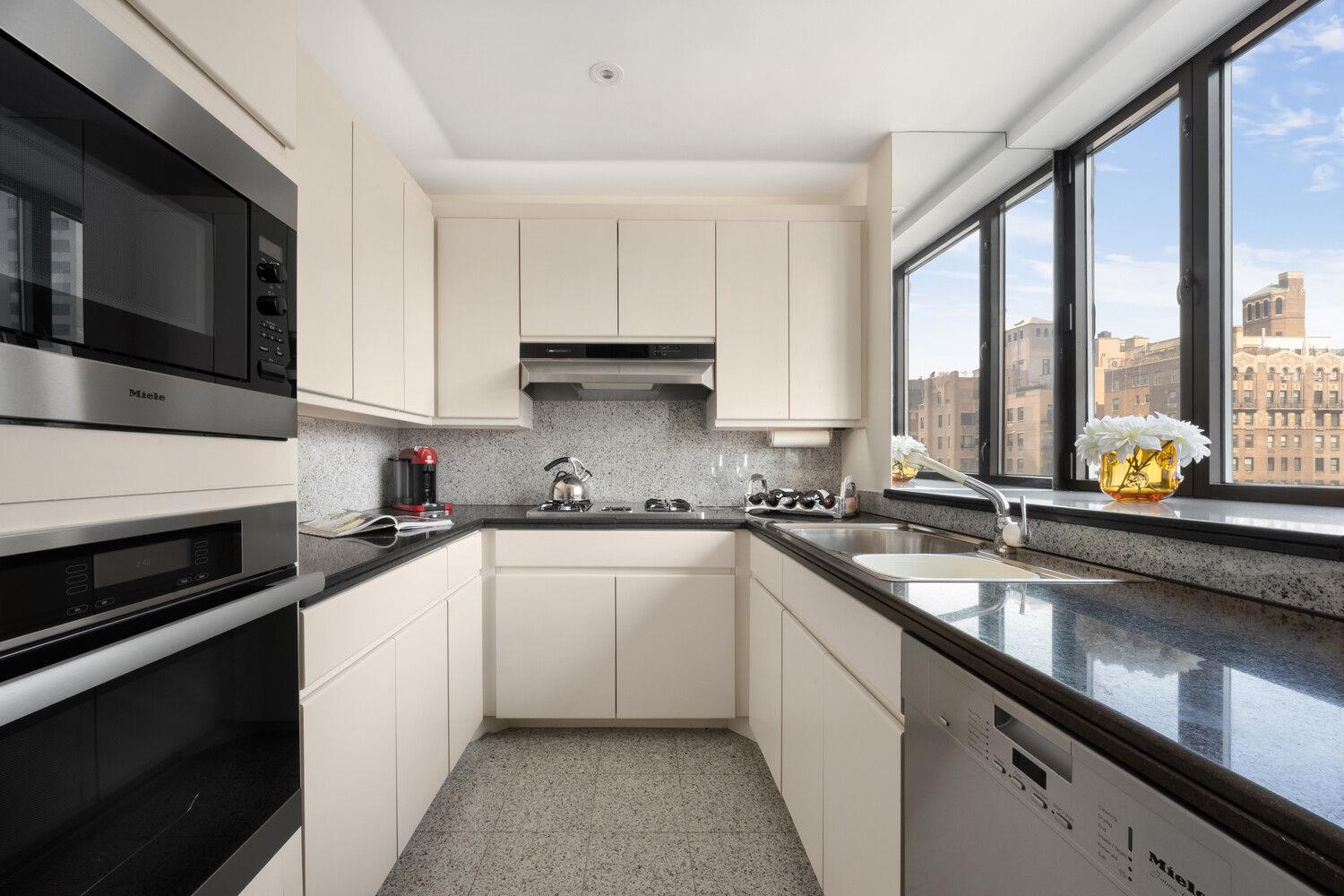 45 E 80TH Street Unit 14C, Manhattan NY 10075