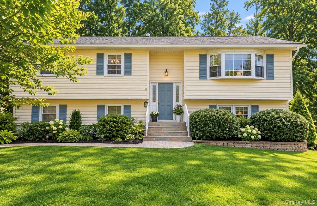 60 Gerardine Place, New City NY 10956