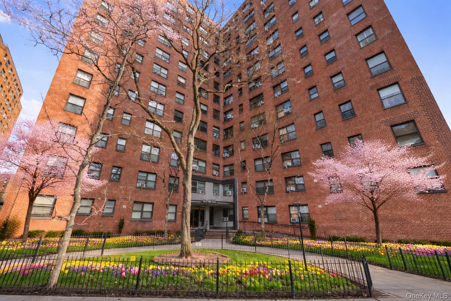 99-32 66 Road Unit 5W, Rego Park NY 11374