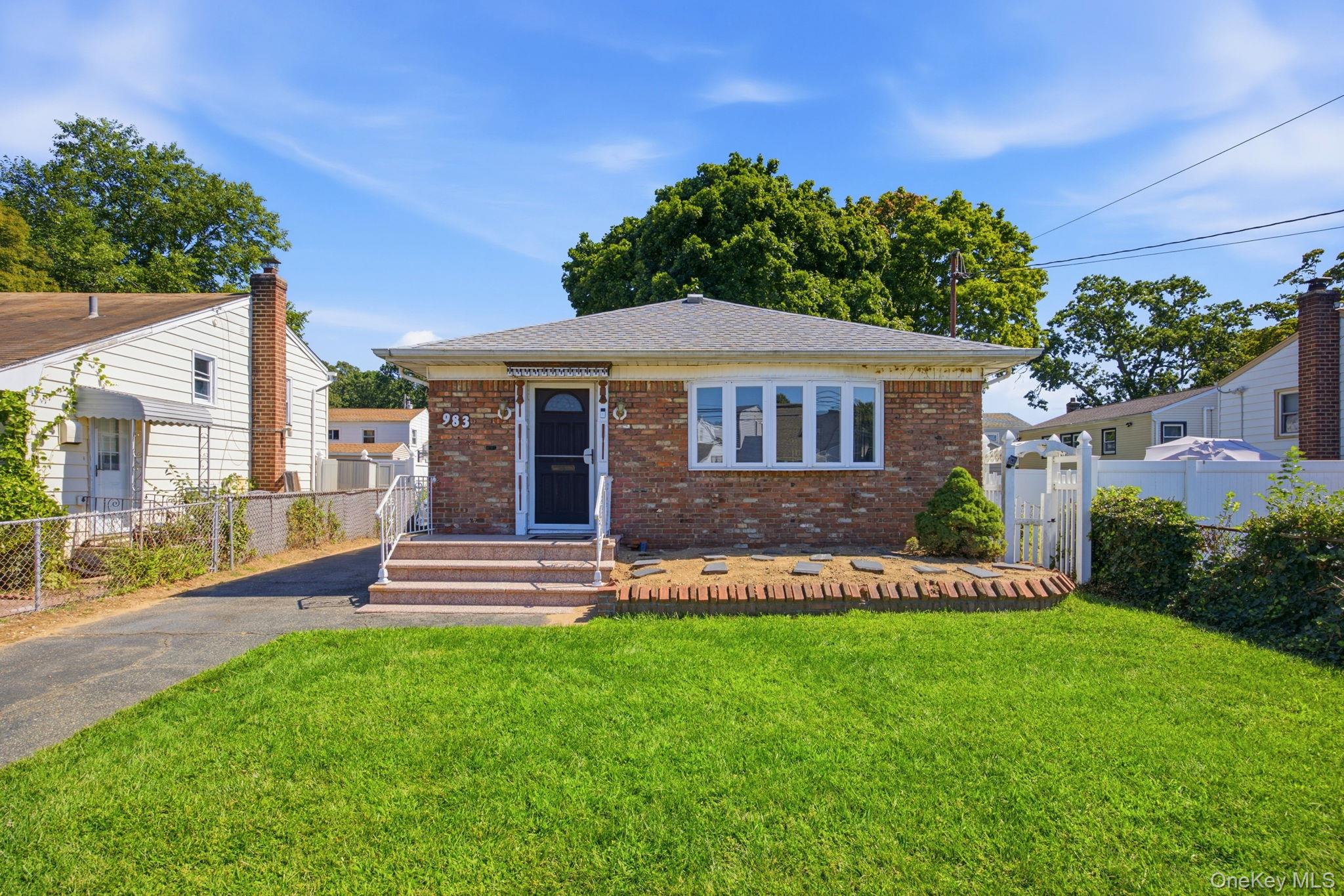 983 Cayuga Road, West Hempstead NY 11552