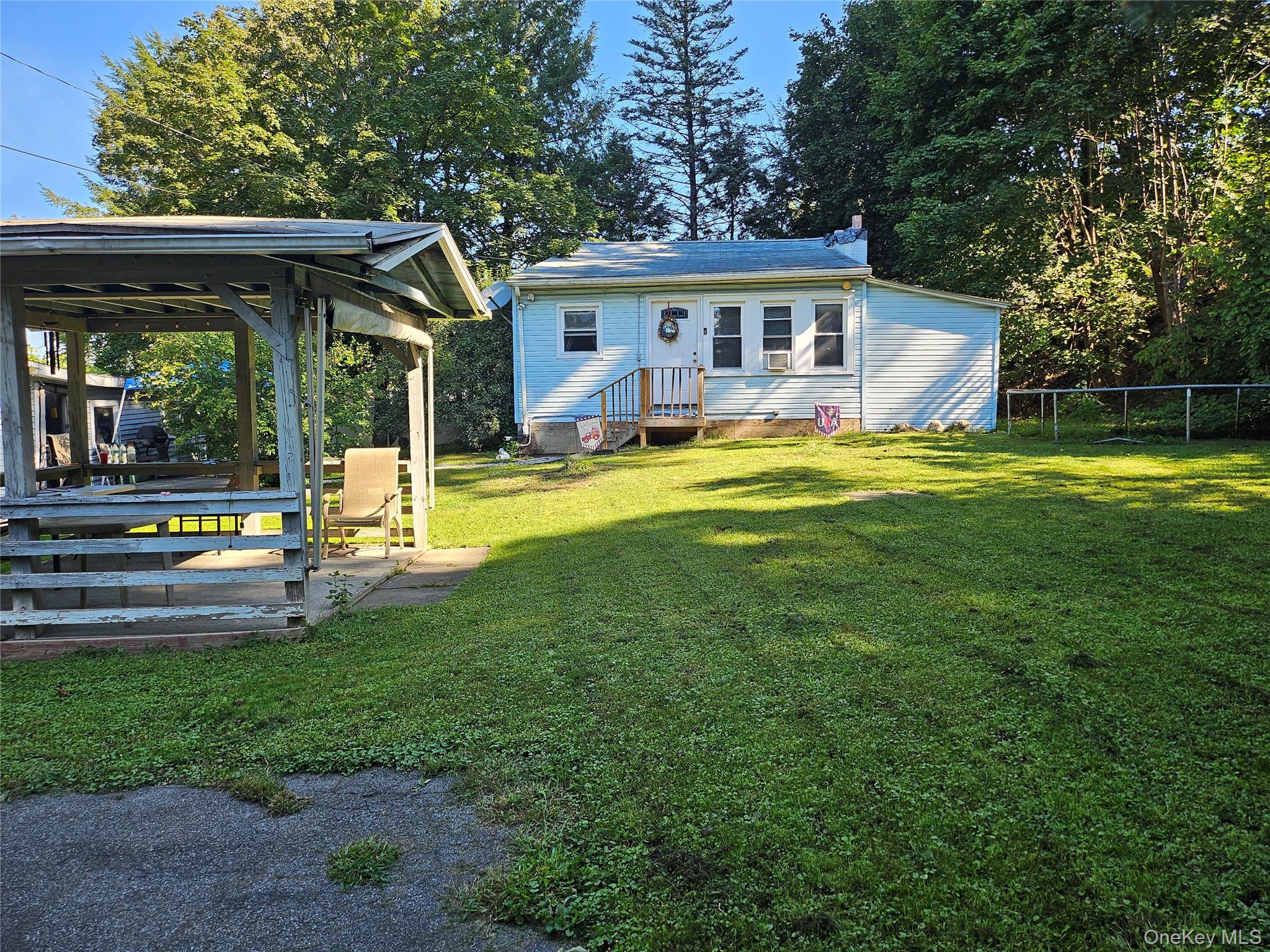60 Carle Terrace, Lake Katrine NY 12449
