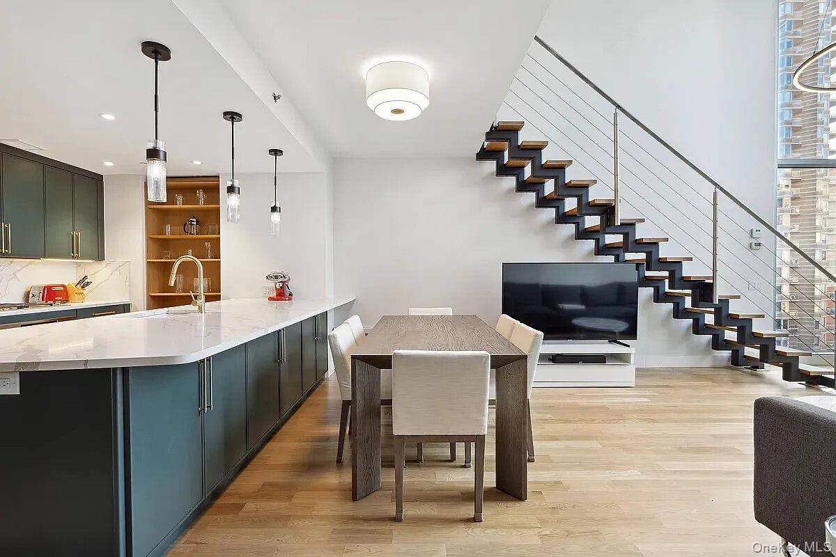 464 W 44TH Street Unit PHC, Manhattan NY 10036