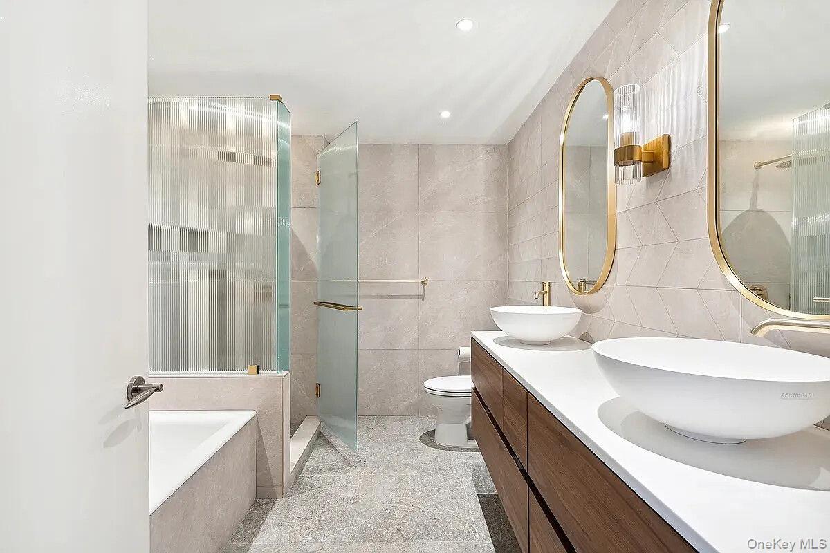 464 W 44TH Street Unit PHC, Manhattan NY 10036