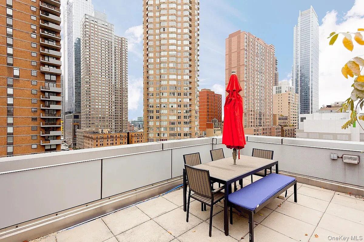 464 W 44TH Street Unit PHC, Manhattan NY 10036
